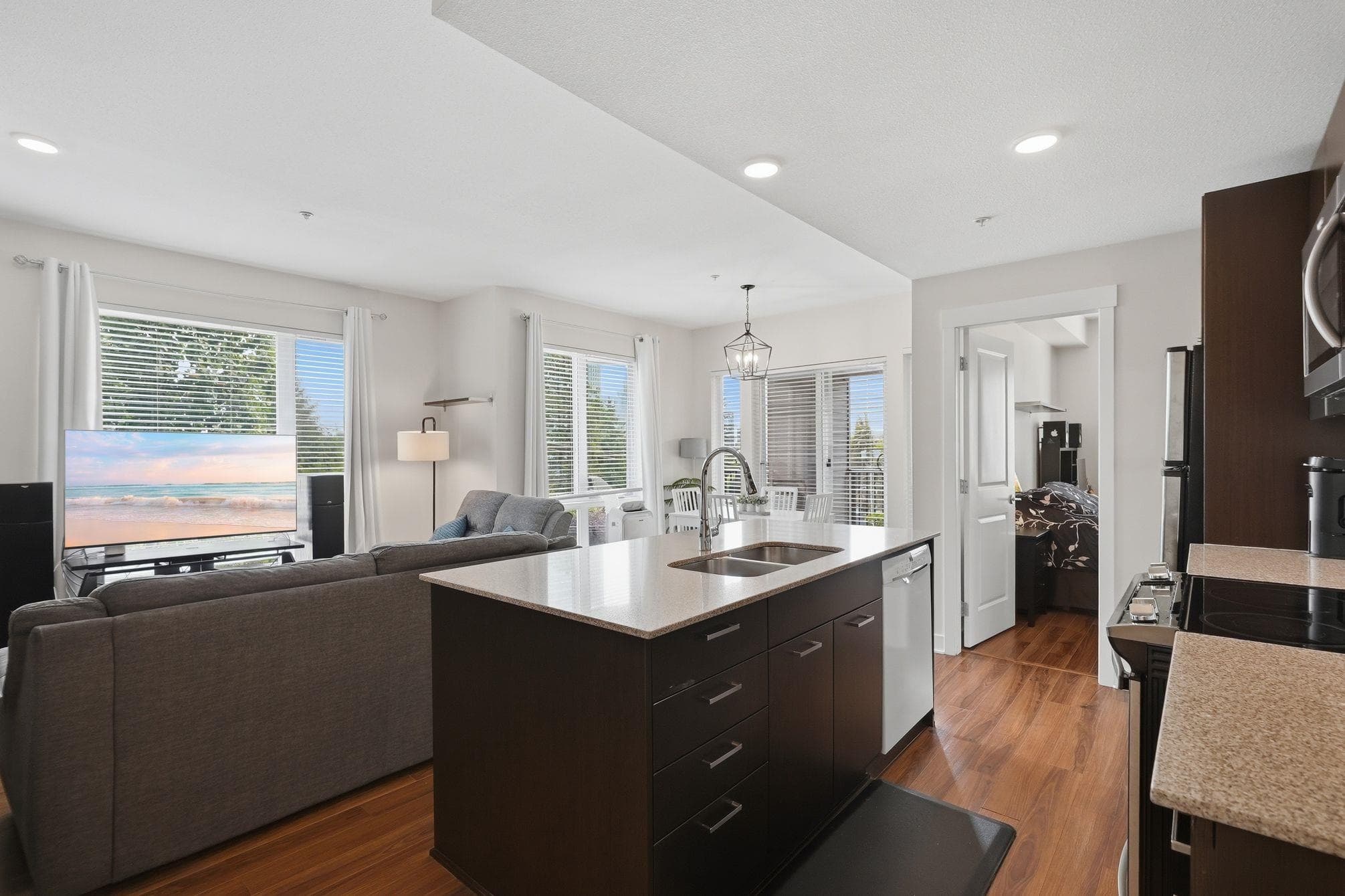 304 - 13339 102a Avenue, Surrey, V3T 0C5 — photo 3
