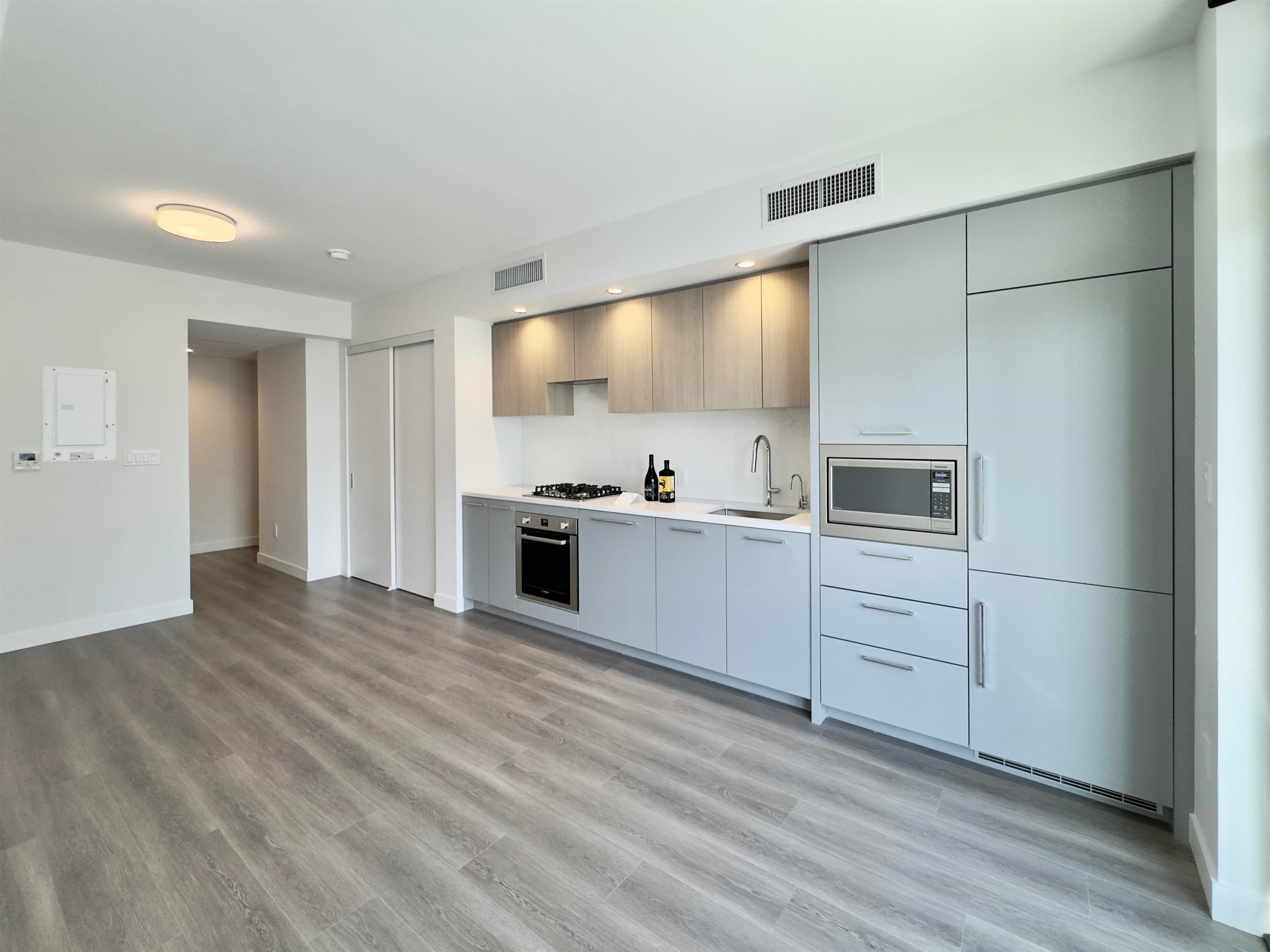 4** - 6608 Sussex Avenue, Burnaby, V5H 0M3 — photo 5