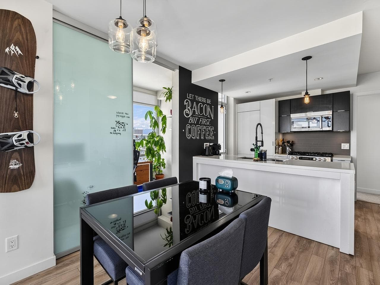 1902 - 1775 Quebec Street, Vancouver, V5T 0E3 — photo 4