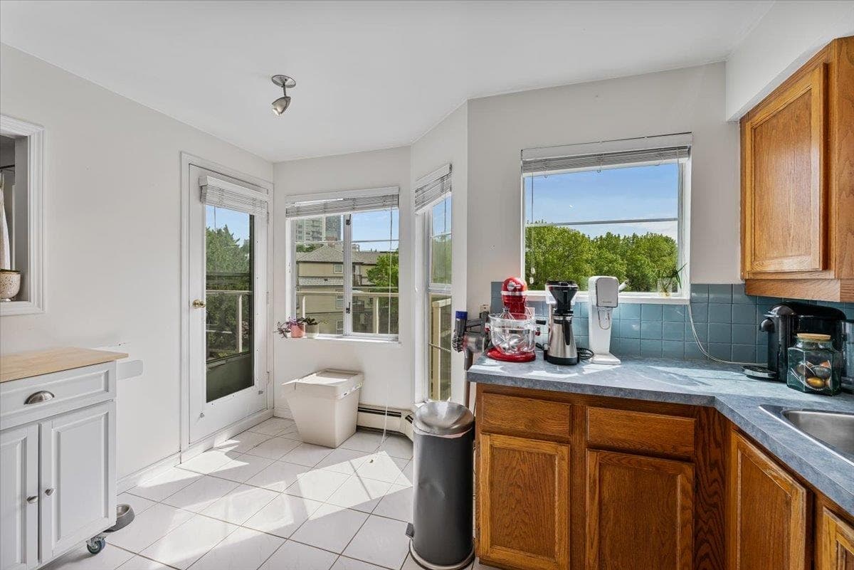 313 - 12 K De K Court, New Westminster, V3M 6C5 — photo 2