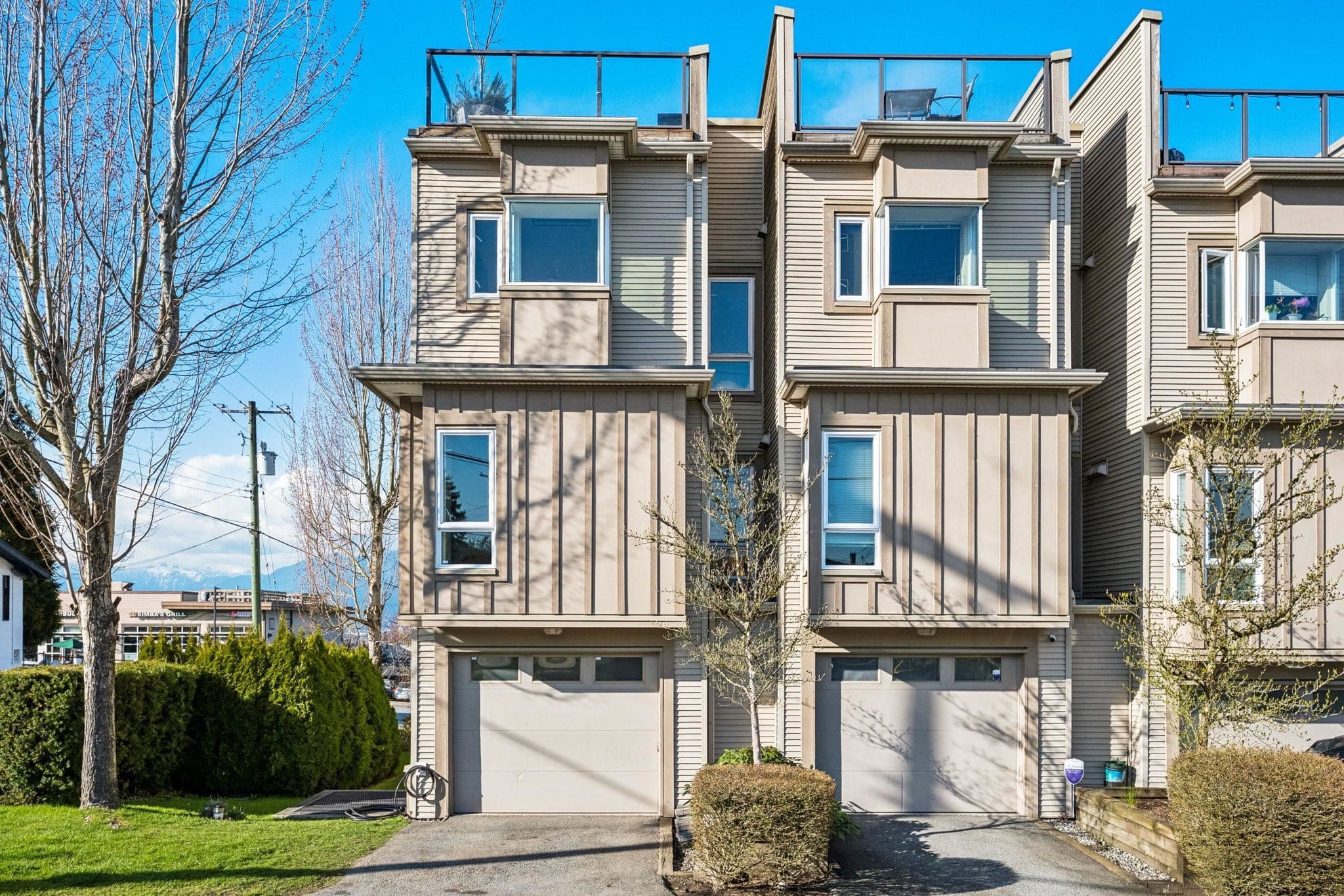 18 - 3788 Laurel Street, Burnaby, V5G 1M7 — photo 1