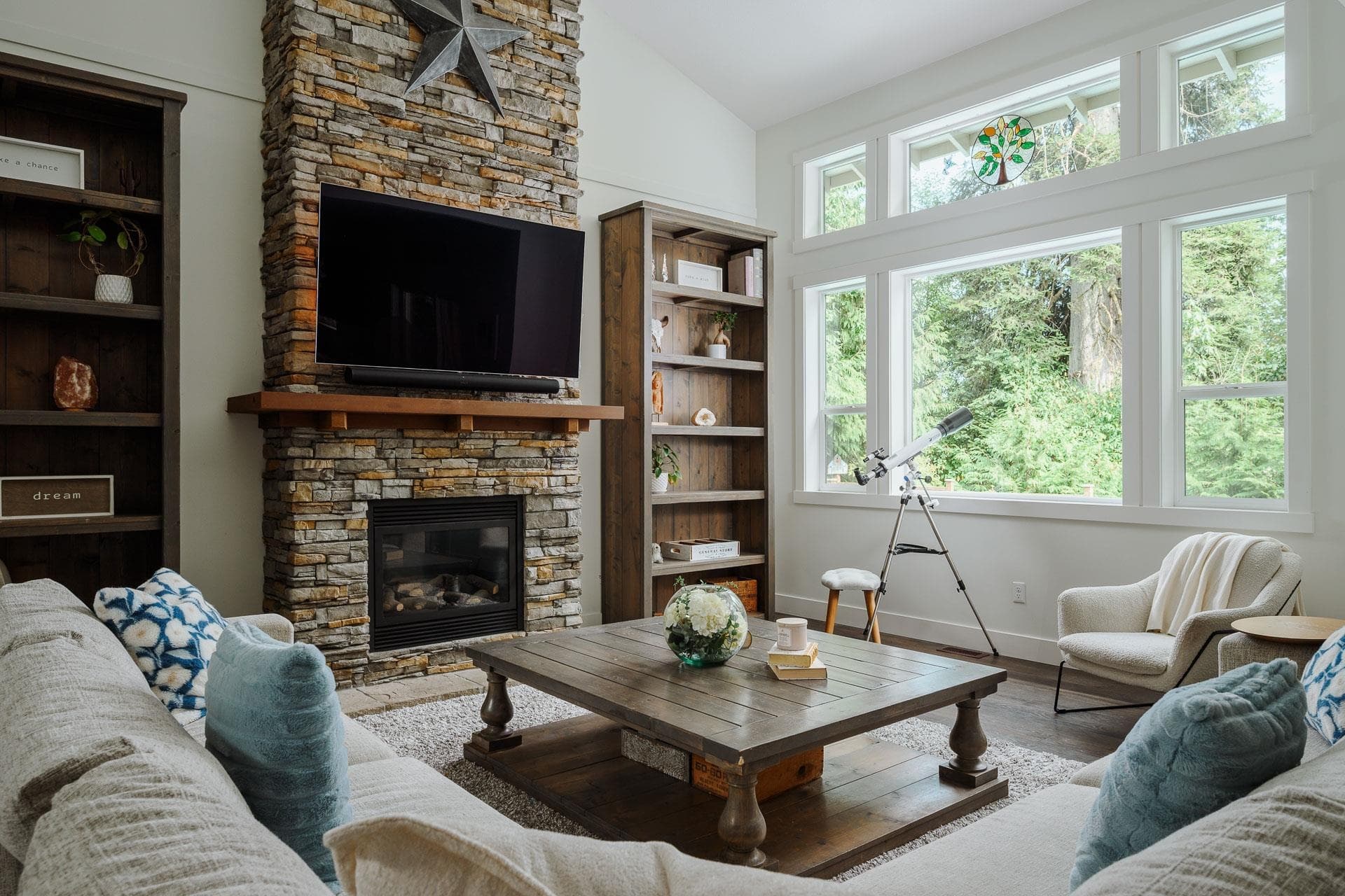 13478 229 Loop, Maple Ridge, V4R 0E5 — photo 4