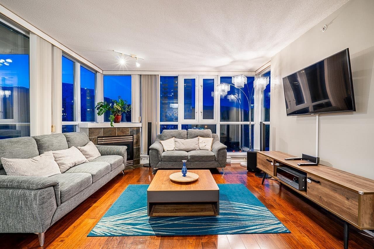 1105 - 235 Guildford Way, Port Moody, V3H 5L8 — photo 3