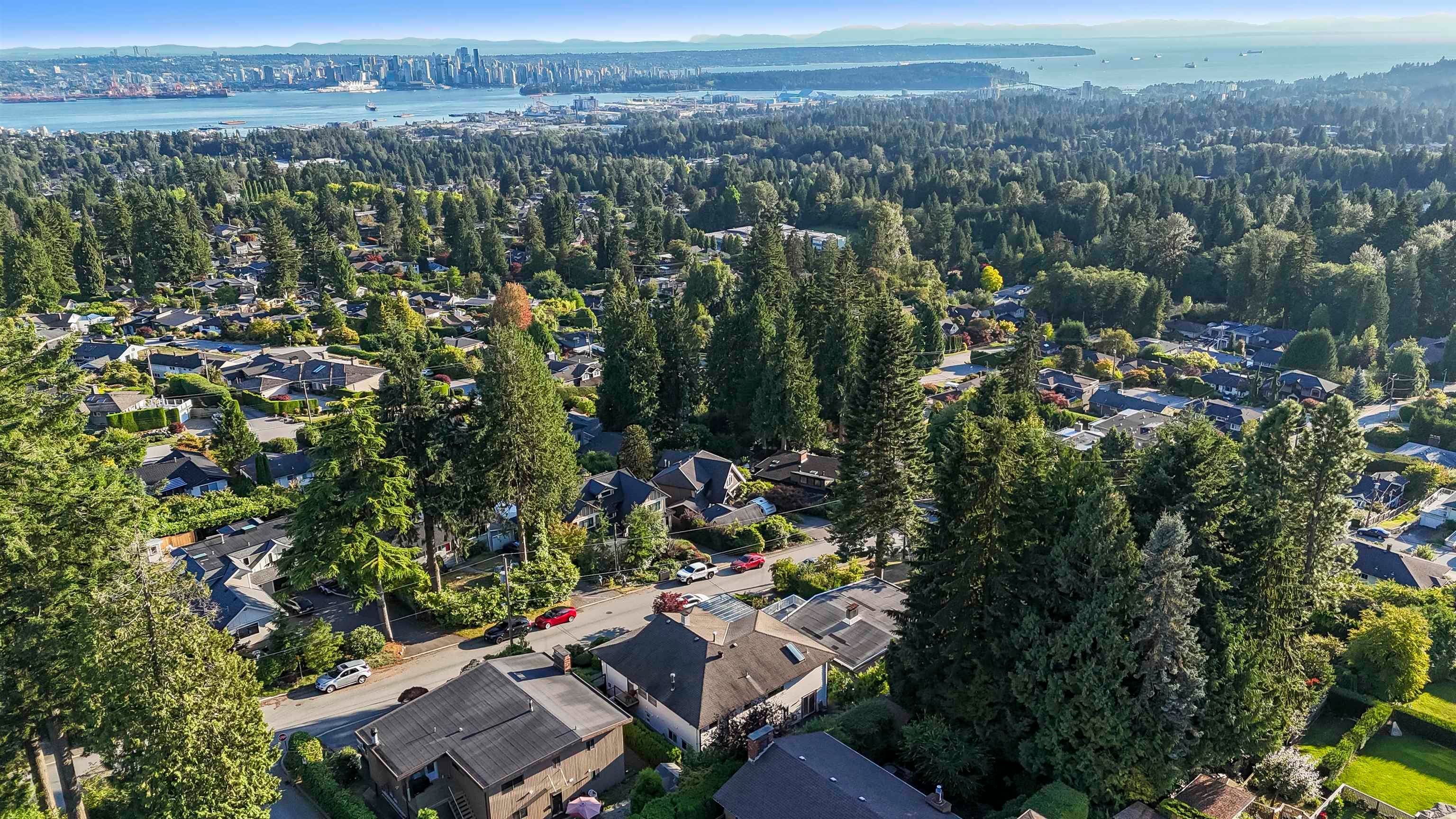 212 W Balmoral Road, North Vancouver, V7N 2T8 — photo 3