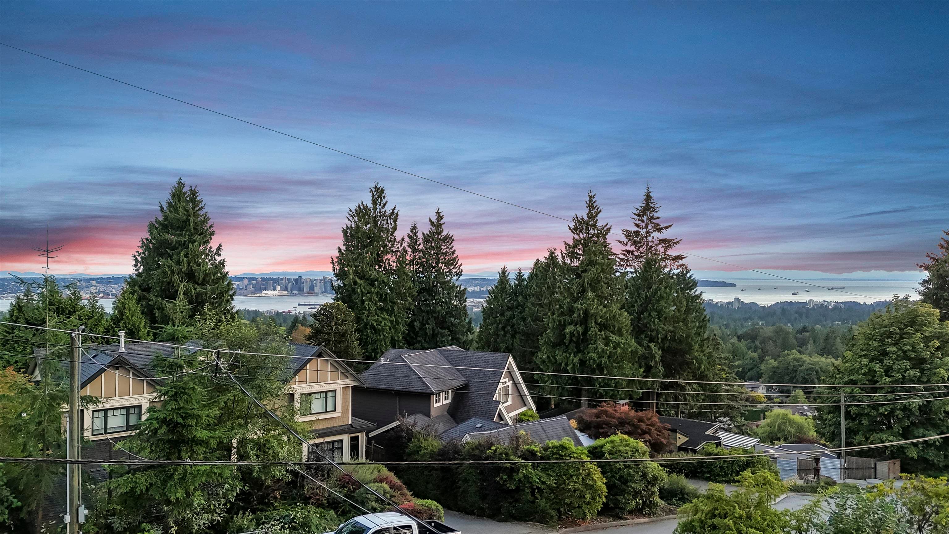 212 W Balmoral Road, North Vancouver, V7N 2T8 — photo 4