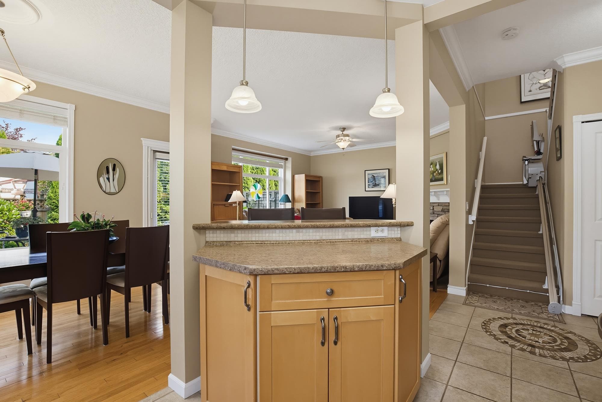 10 - 32849 Egglestone Avenue, Mission, V2V 7S1 — photo 4