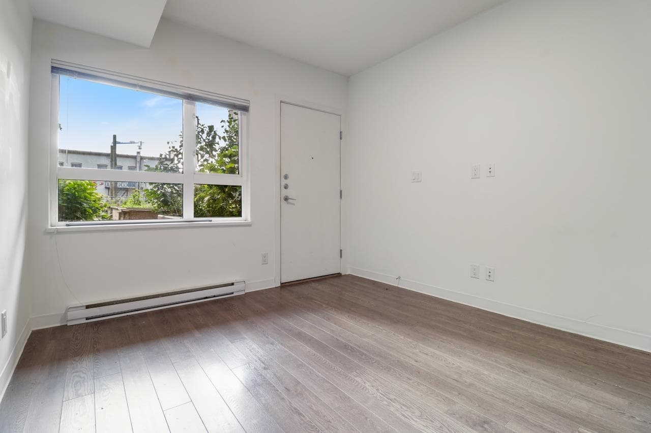202 - 138 E Hastings Street, Vancouver, V6A 0E6 — photo 3