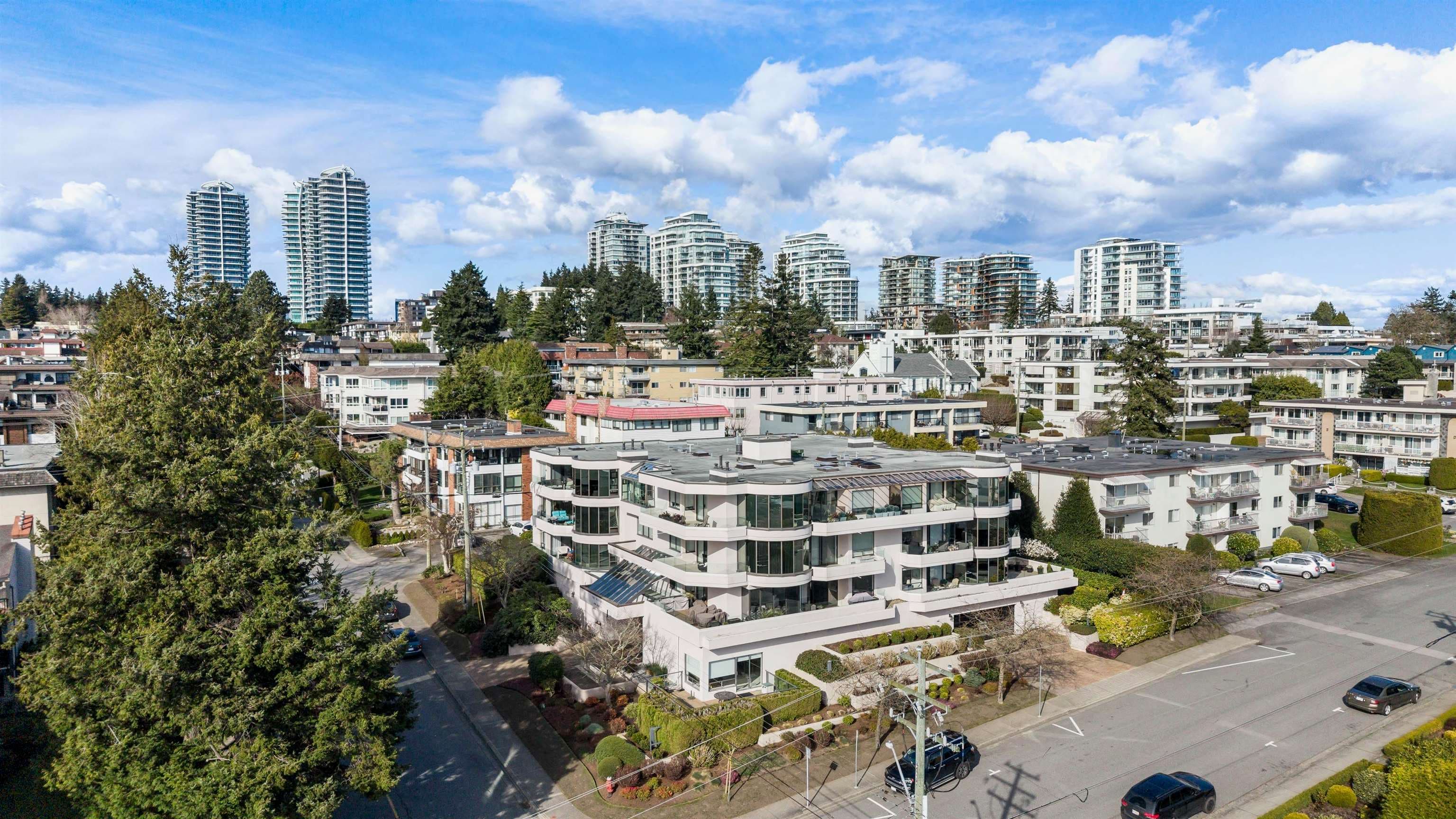 302 - 1250 Martin Street, White Rock, V4B 3W3 — photo 2