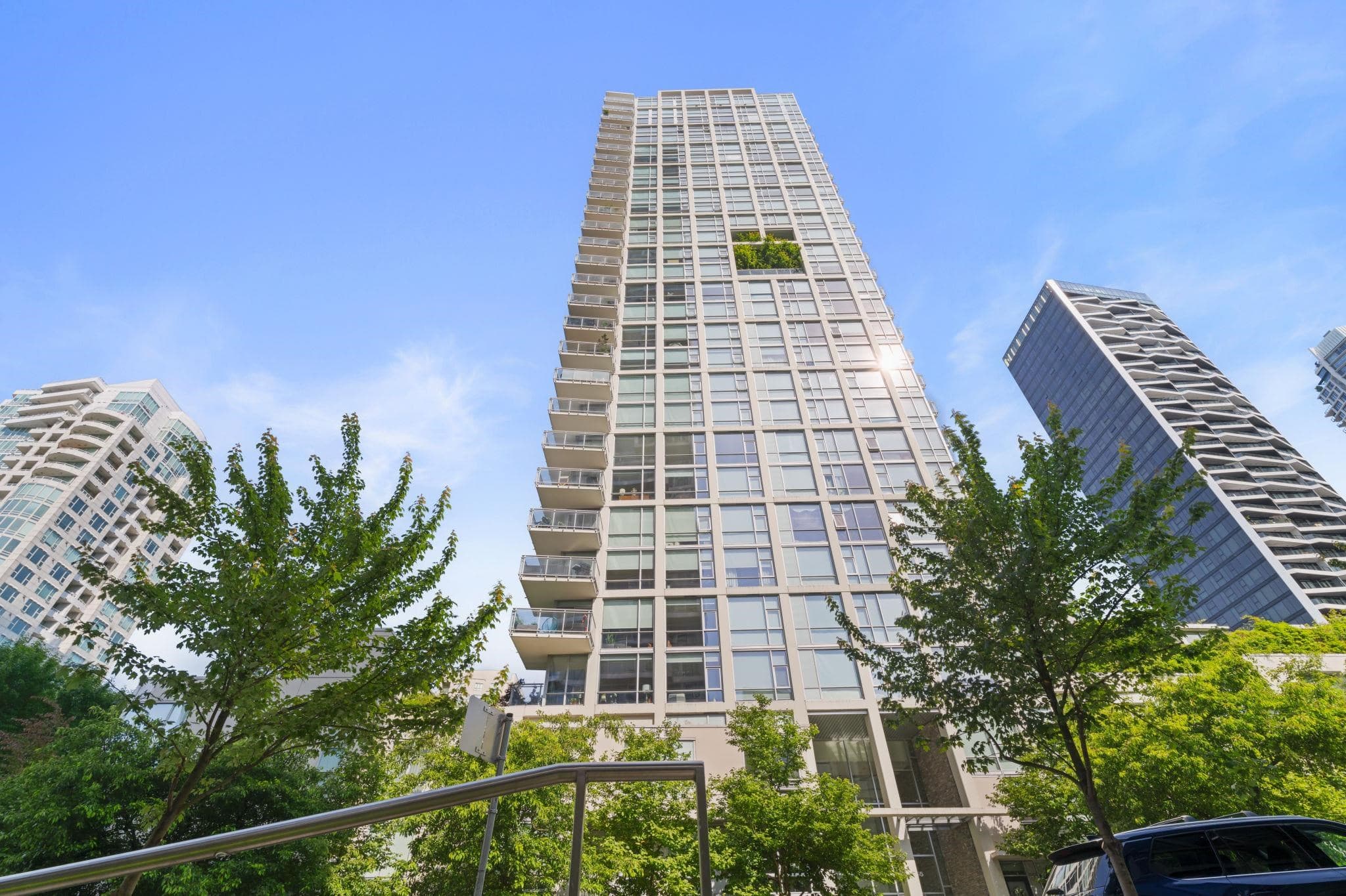 1202 - 1455 Howe, Vancouver, V6Z 1C2 — photo 2