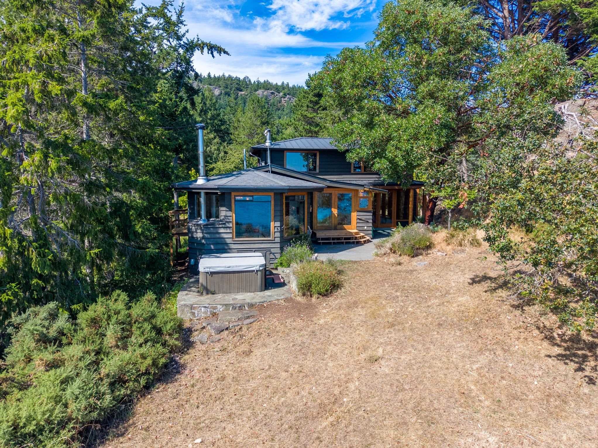 9919 Southlands Drive, Pender Island, V0N 2M3 — photo 4