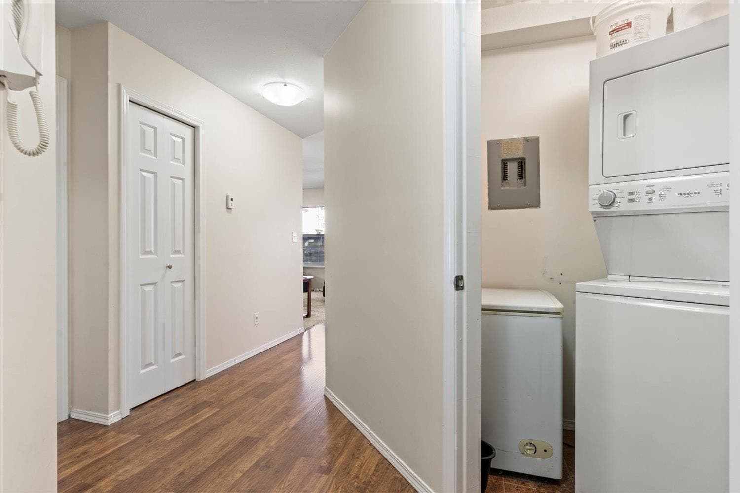 111 - 45702 Watson Road, Chilliwack, V2R 3E6 — photo 2
