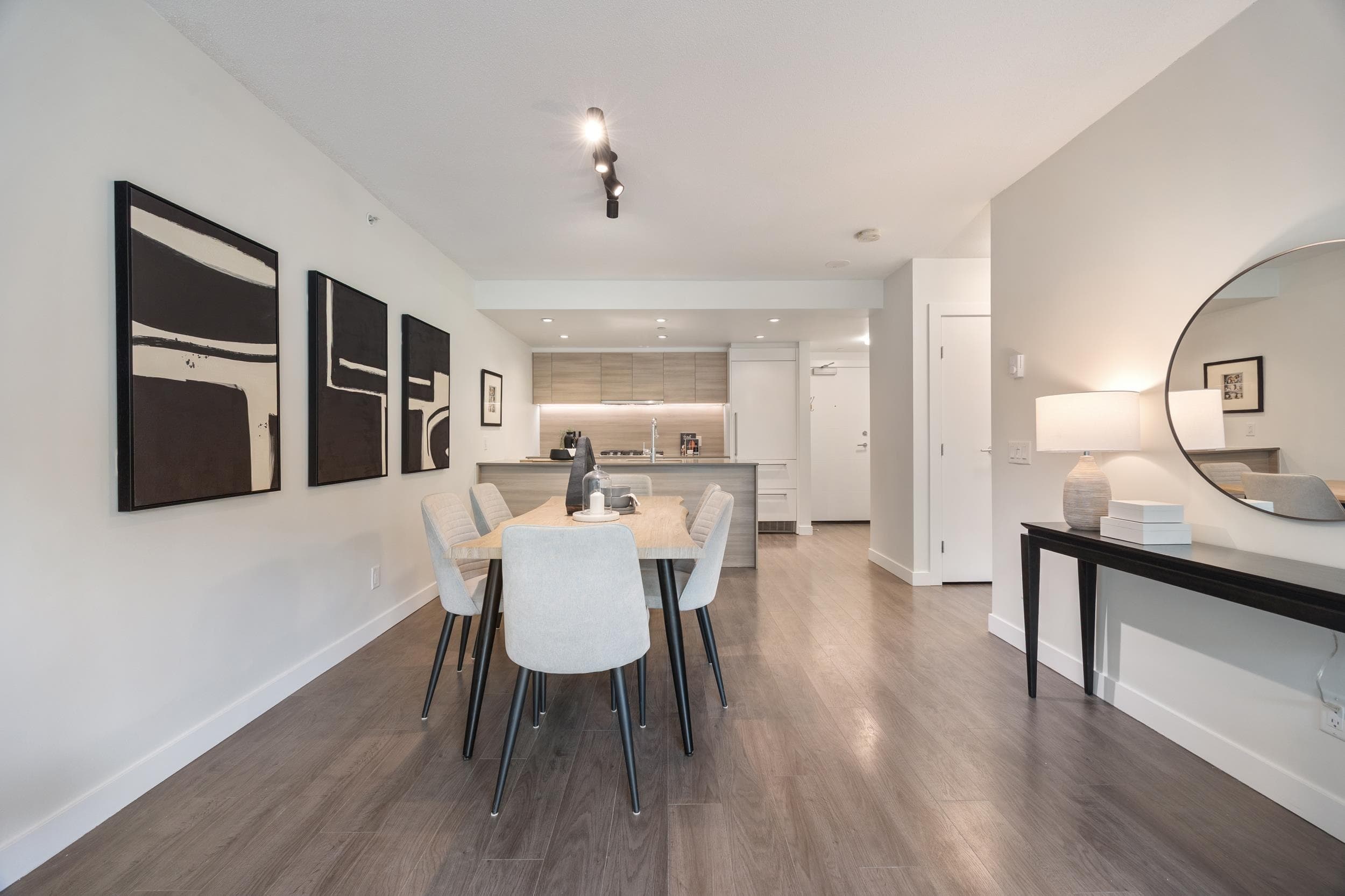 TH2 - 988 Quayside Drive, New Westminster, V3M 0L5 — photo 3