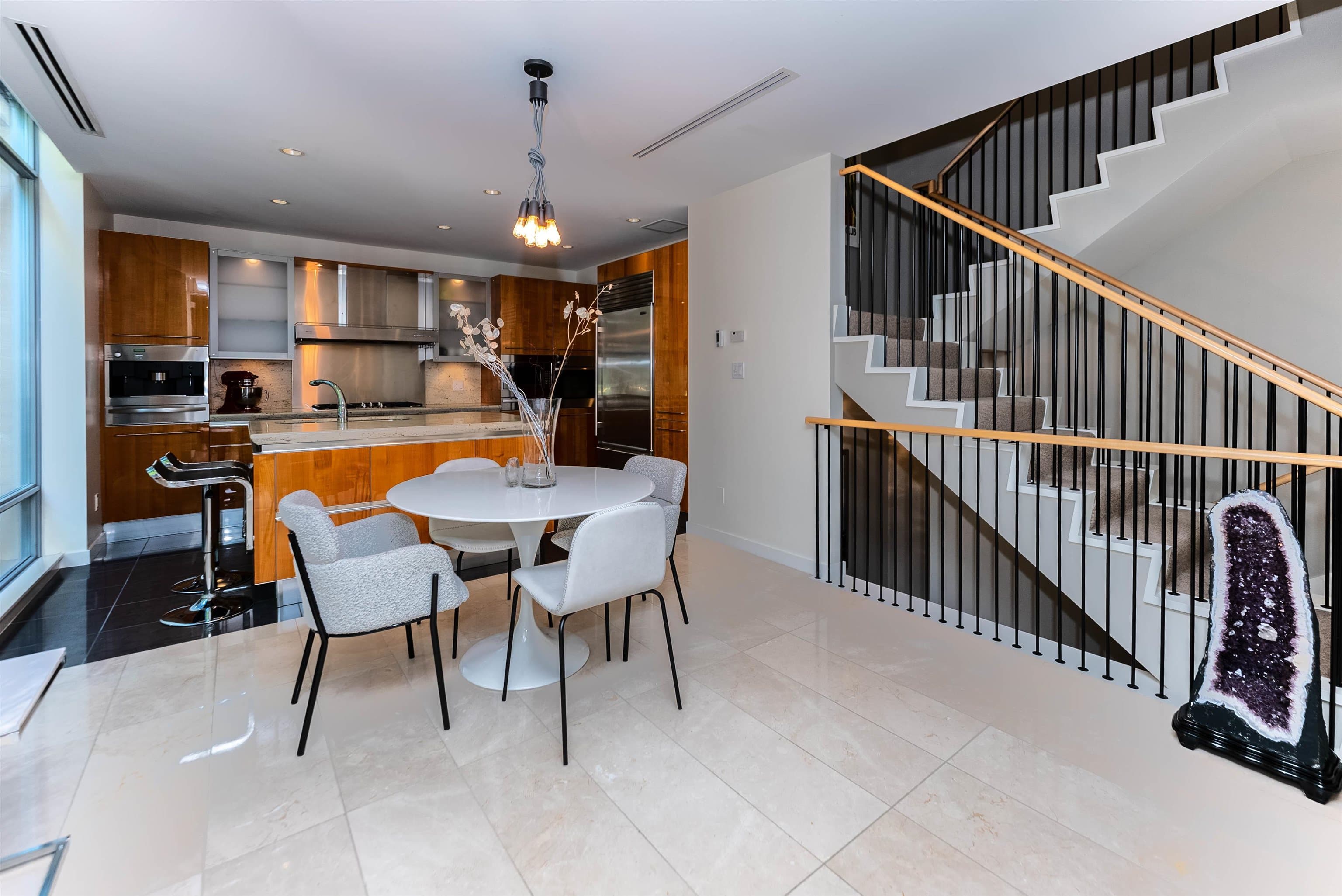 1163 W Cordova Street, Vancouver, V6C 3T1 — photo 3
