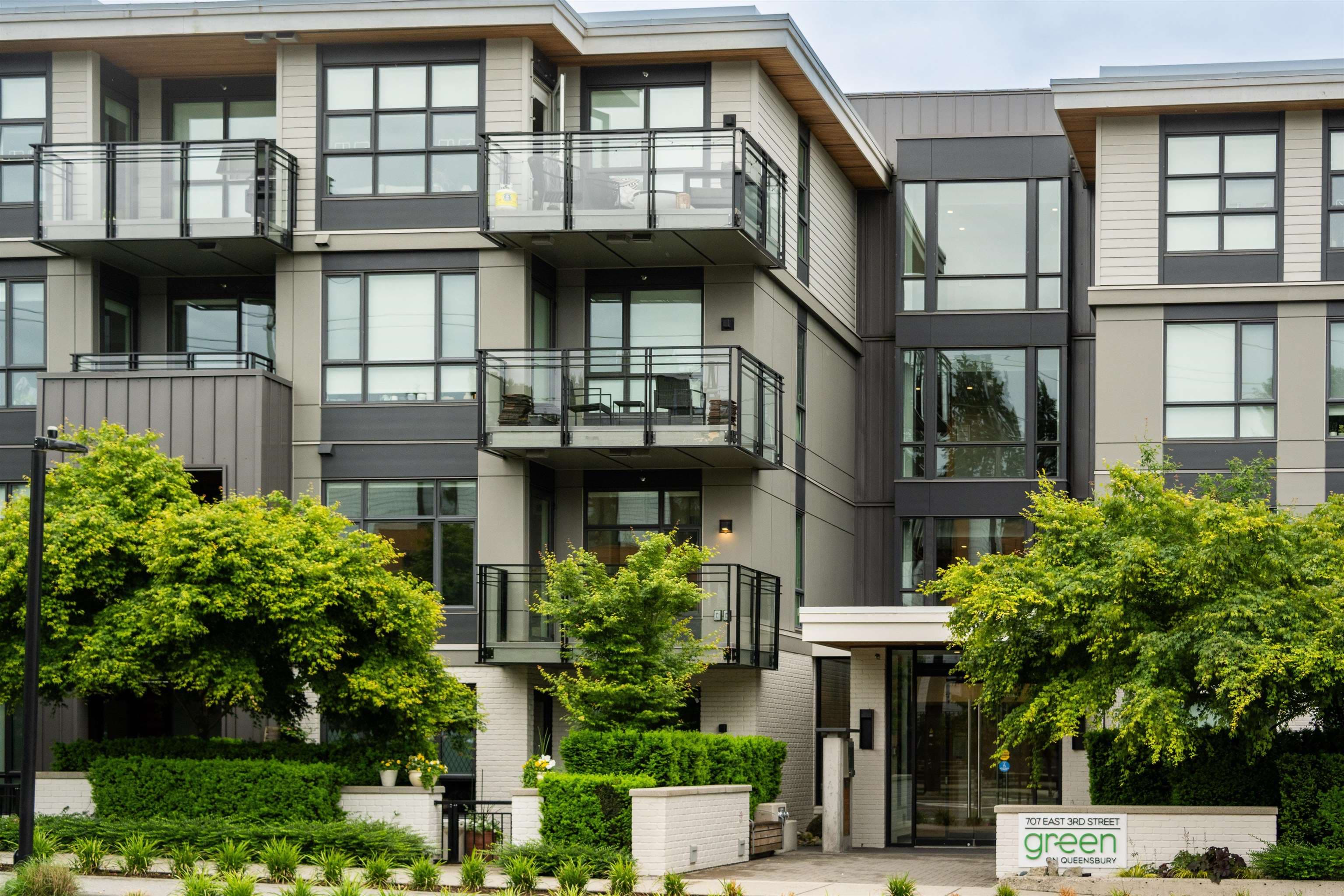 214 - 707 3rd Street East, North Vancouver, V7L 1G8 — photo 1