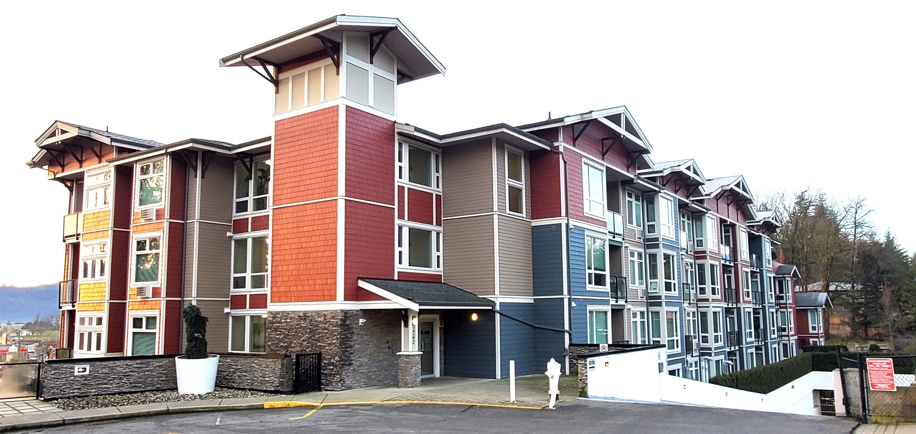 409 - 2242 Whatcom Road, Abbotsford, V3G 0G3 — photo 1