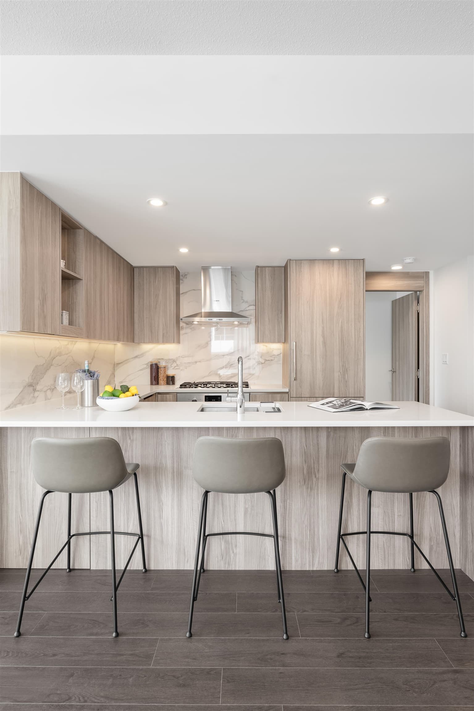 3506 - 13778 100 Avenue, Surrey, V3T 0V3 — photo 3