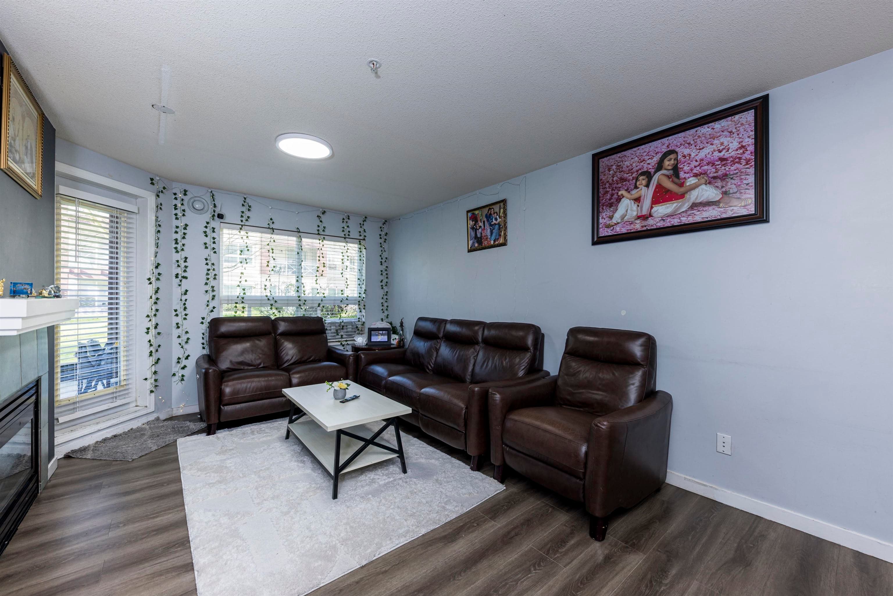 118 - 8068 120a Street, Surrey, V3W 3P3 — photo 3