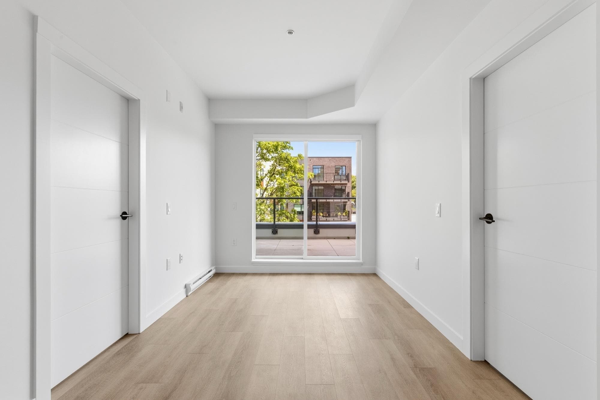 403 - 2268 E Broadway, Vancouver, V5N 0L2 — photo 5