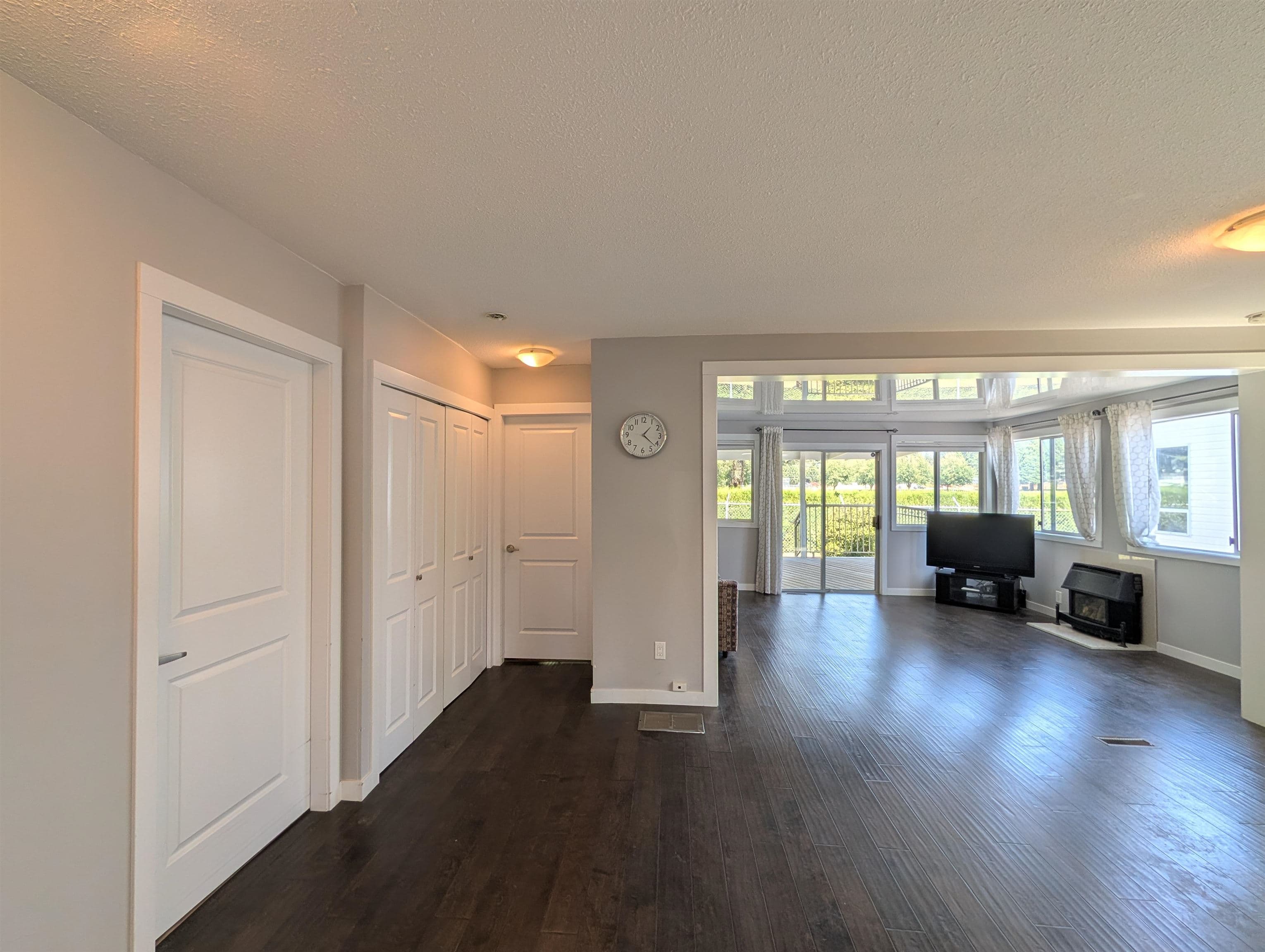 2 - 9055 Ashwell Road, Chilliwack, V2P 8A8 — photo 3