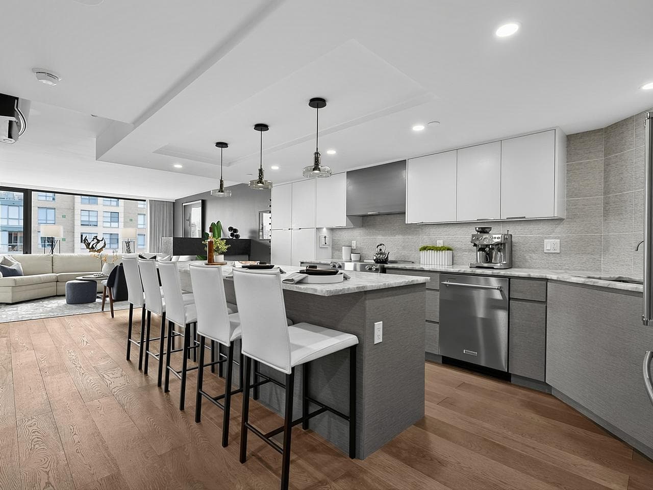 907 - 2201 Pine Street, Vancouver, V6J 5E7 — photo 1