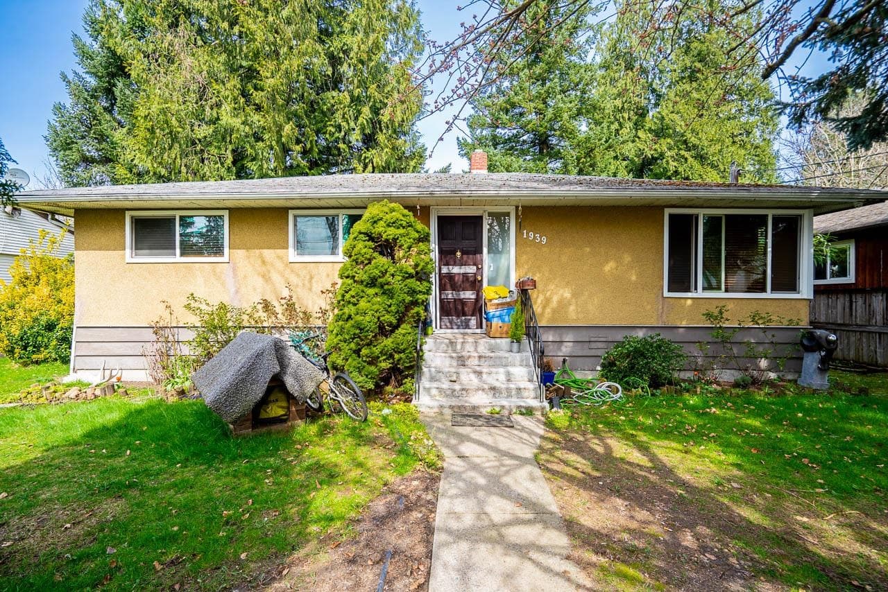 1939 Westminster Avenue, Port Coquitlam, V3B 1E7 — photo 2