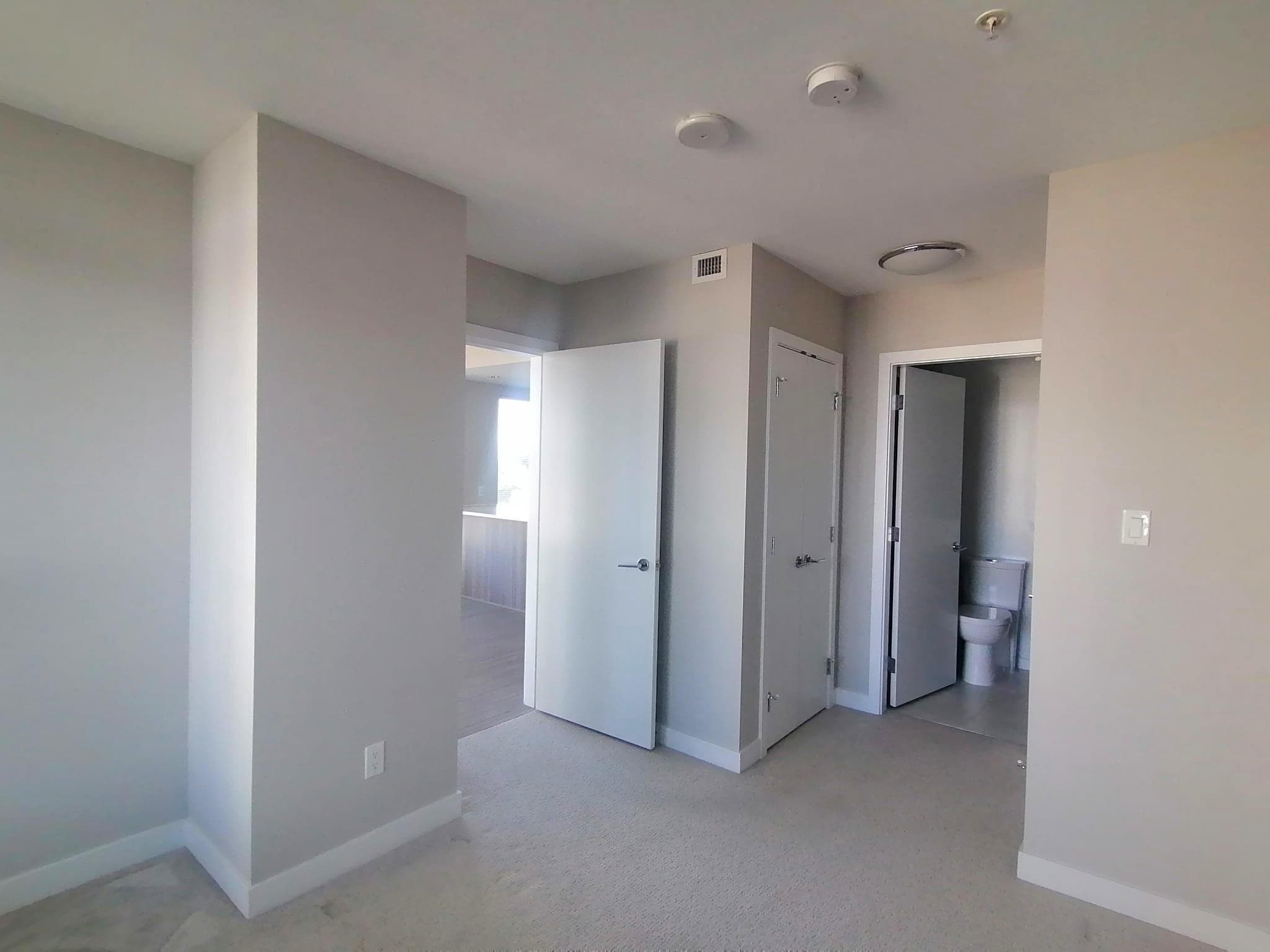 5xx - 4900 Lennox Lane, Burnaby, V5H 0G9 — photo 5
