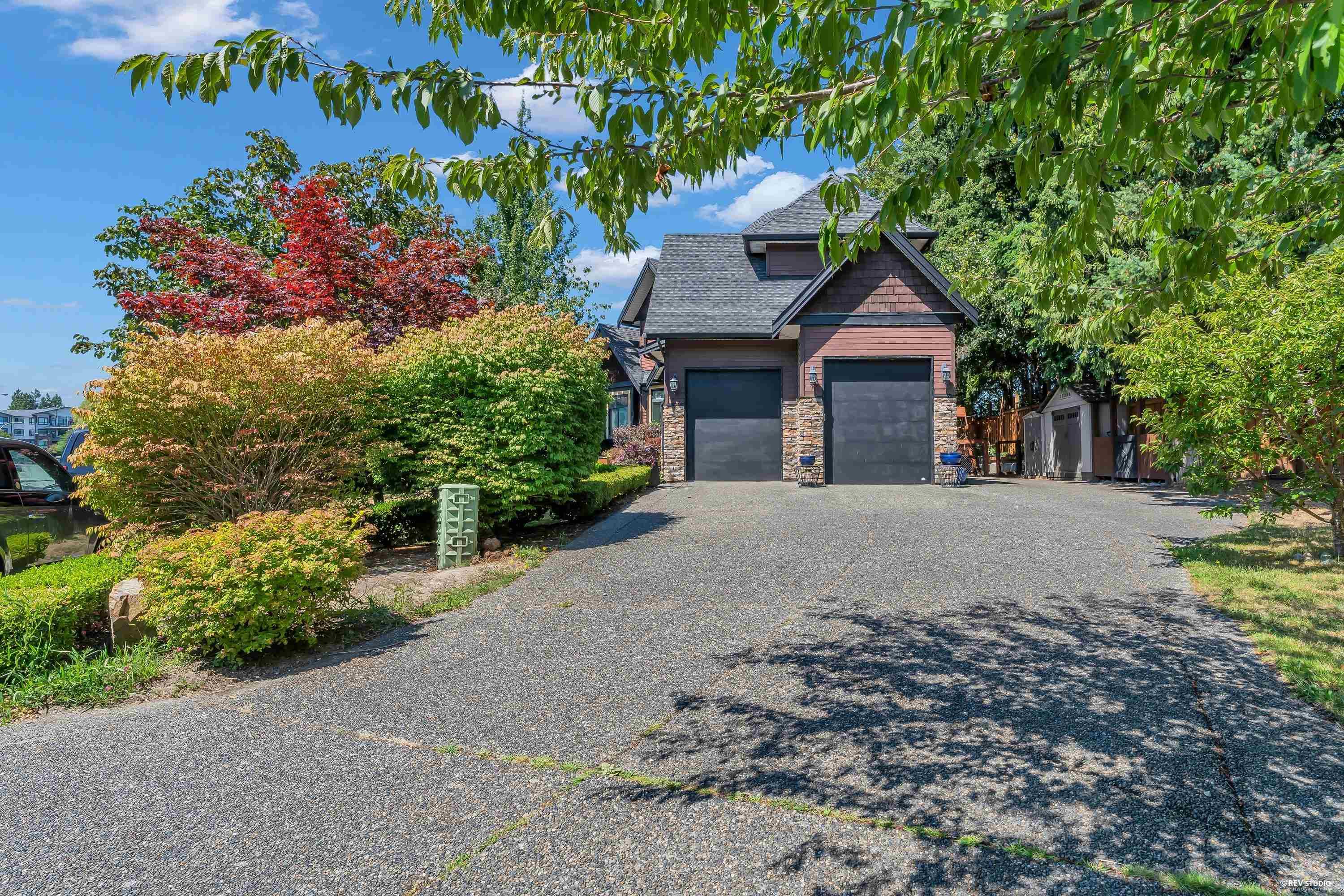 15305 29a Avenue, White Rock, V4P 1G7 — photo 2