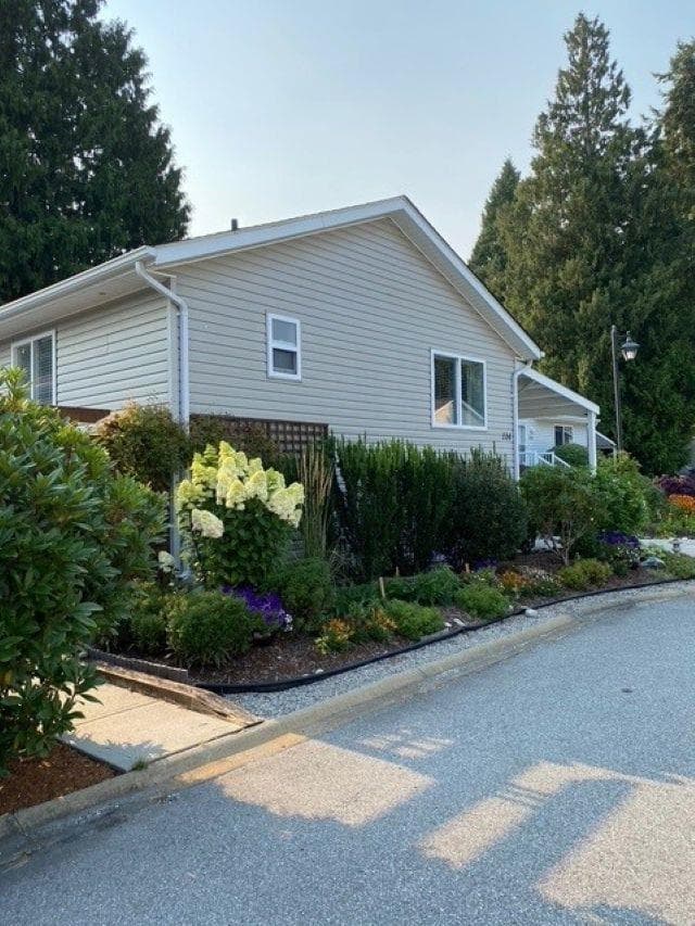 114 - 4510 Sunshine Coast Highway, Sechelt, V0N 3A6 — photo 1