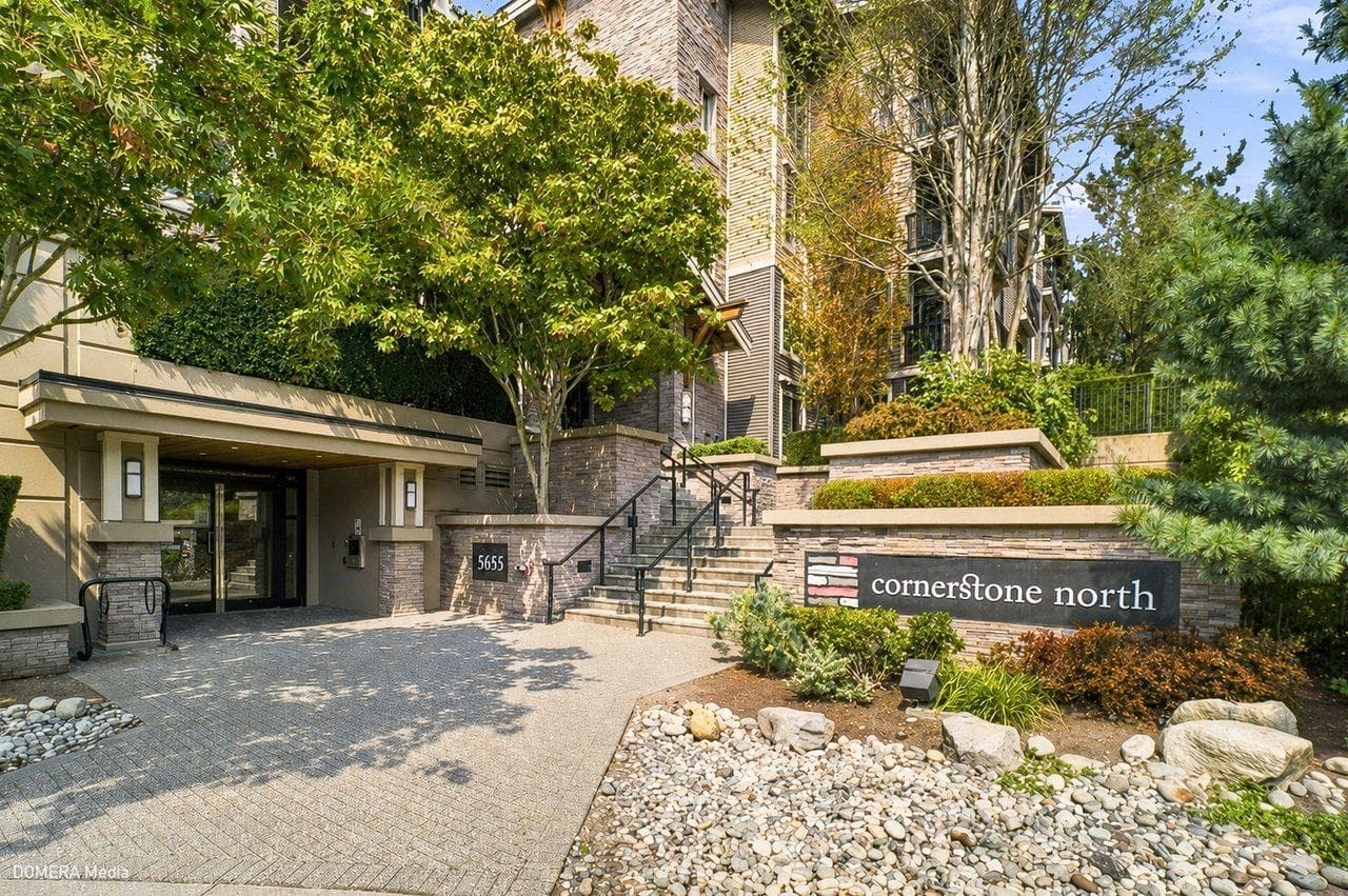 305 - 5655 210a Street, Langley, V3A 0G4 — photo 1
