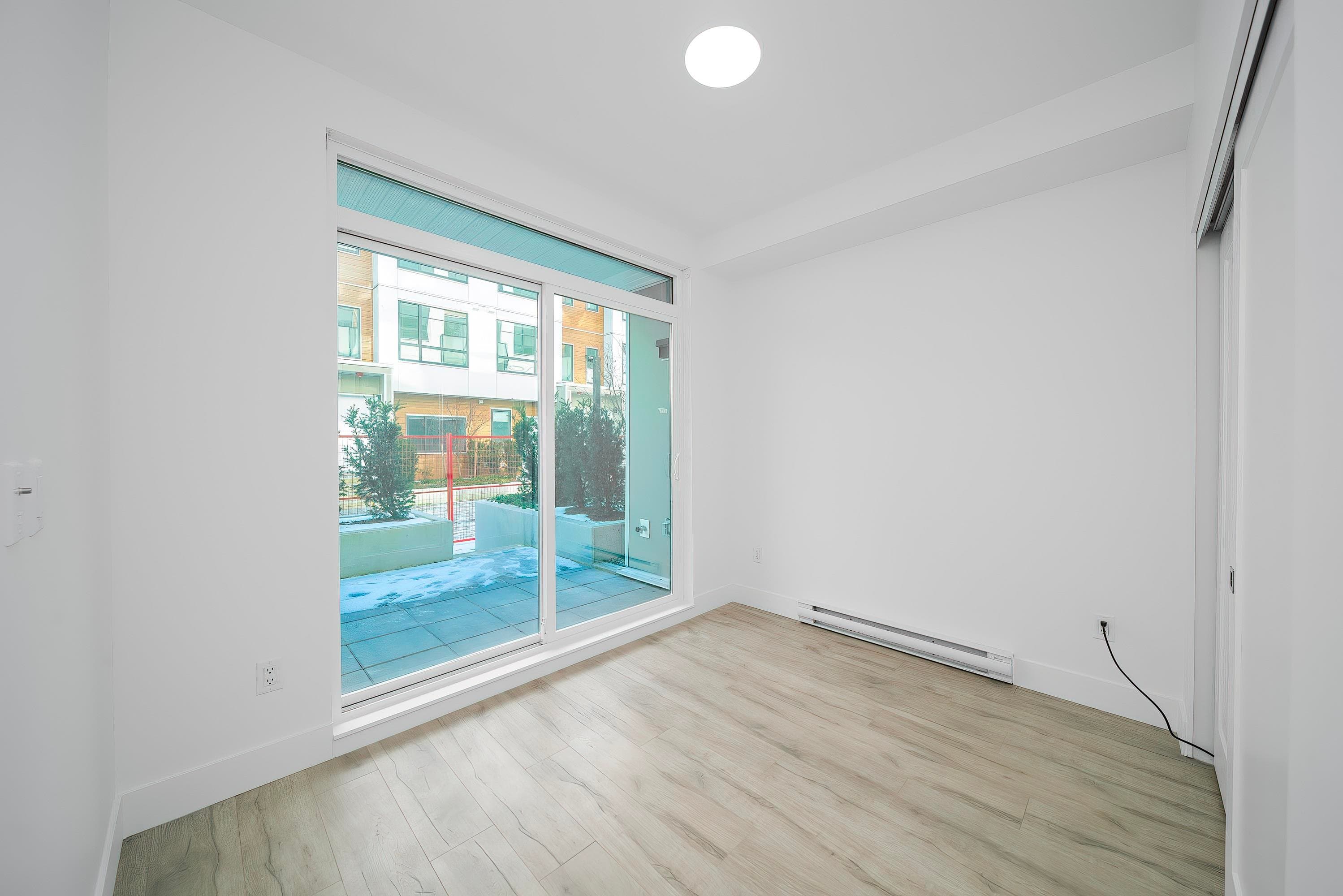 116 - 6338 King George Boulevard, Surrey, V3X 0L4 — photo 5