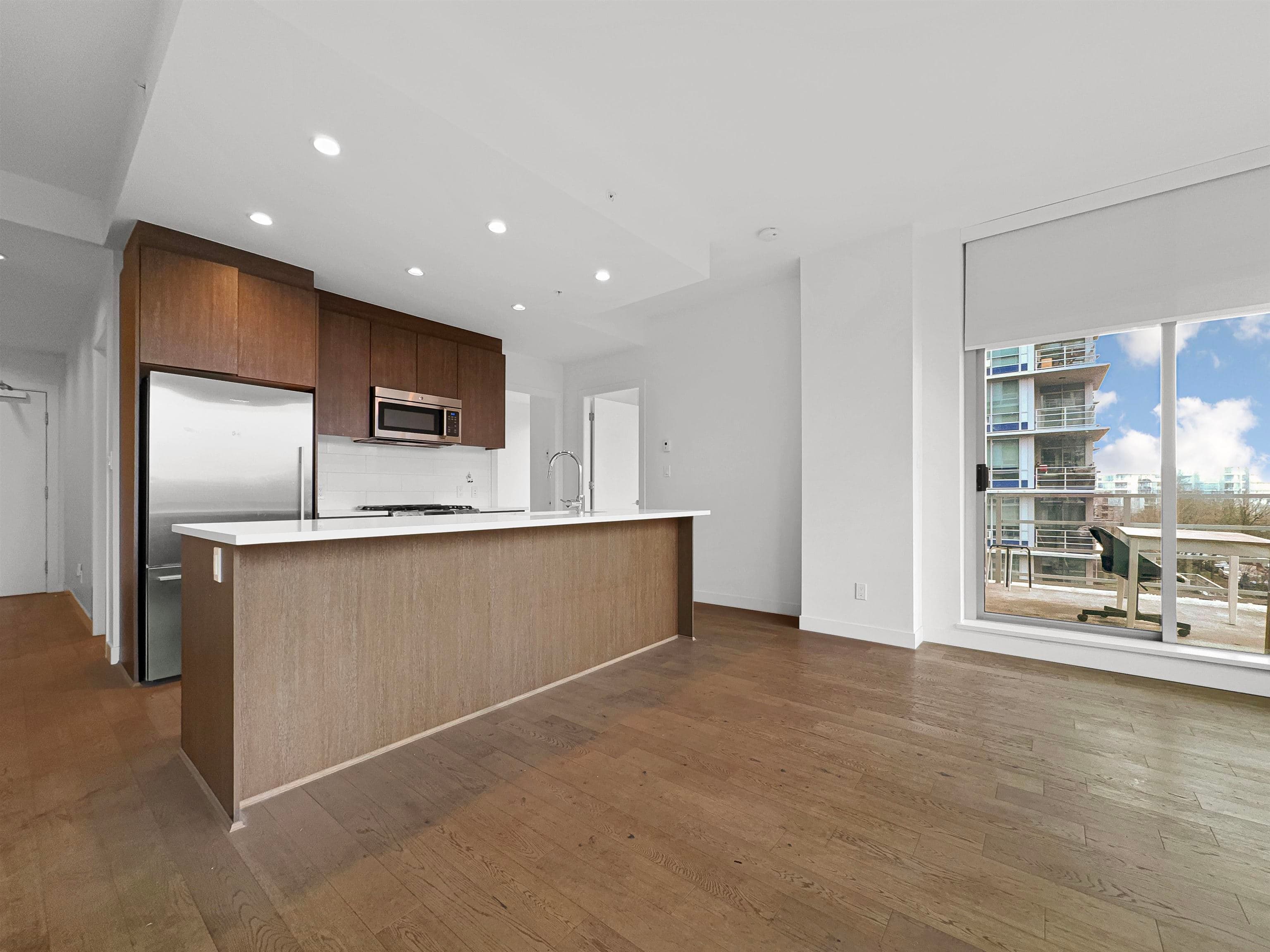 10xx - 9060 University Crescent, Burnaby