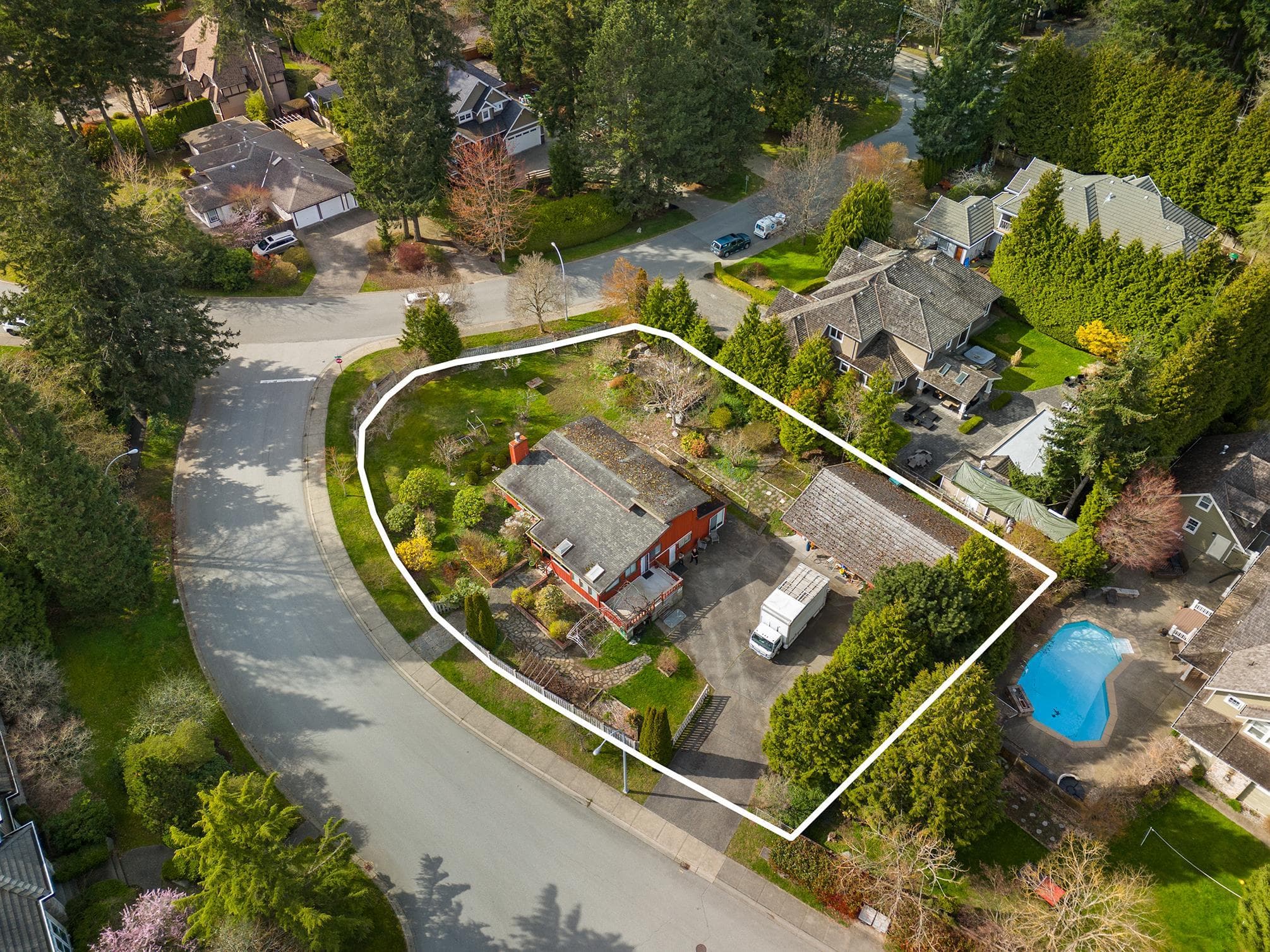 13201 23a Avenue, Surrey, V4A 9W5 — photo 3