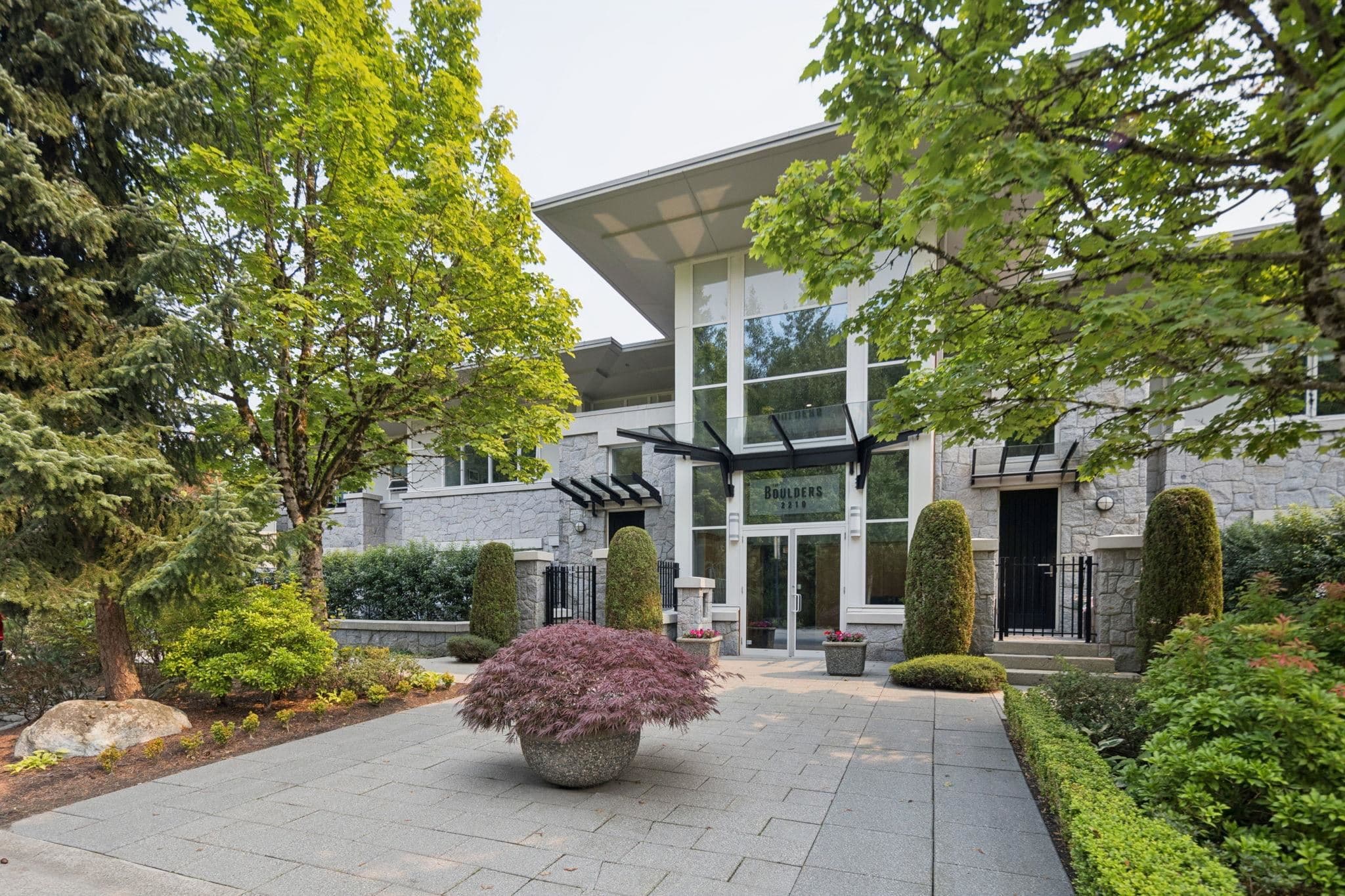 PH1 - 2210 Chippendale Road, West Vancouver, V7S 3J4 — photo 2