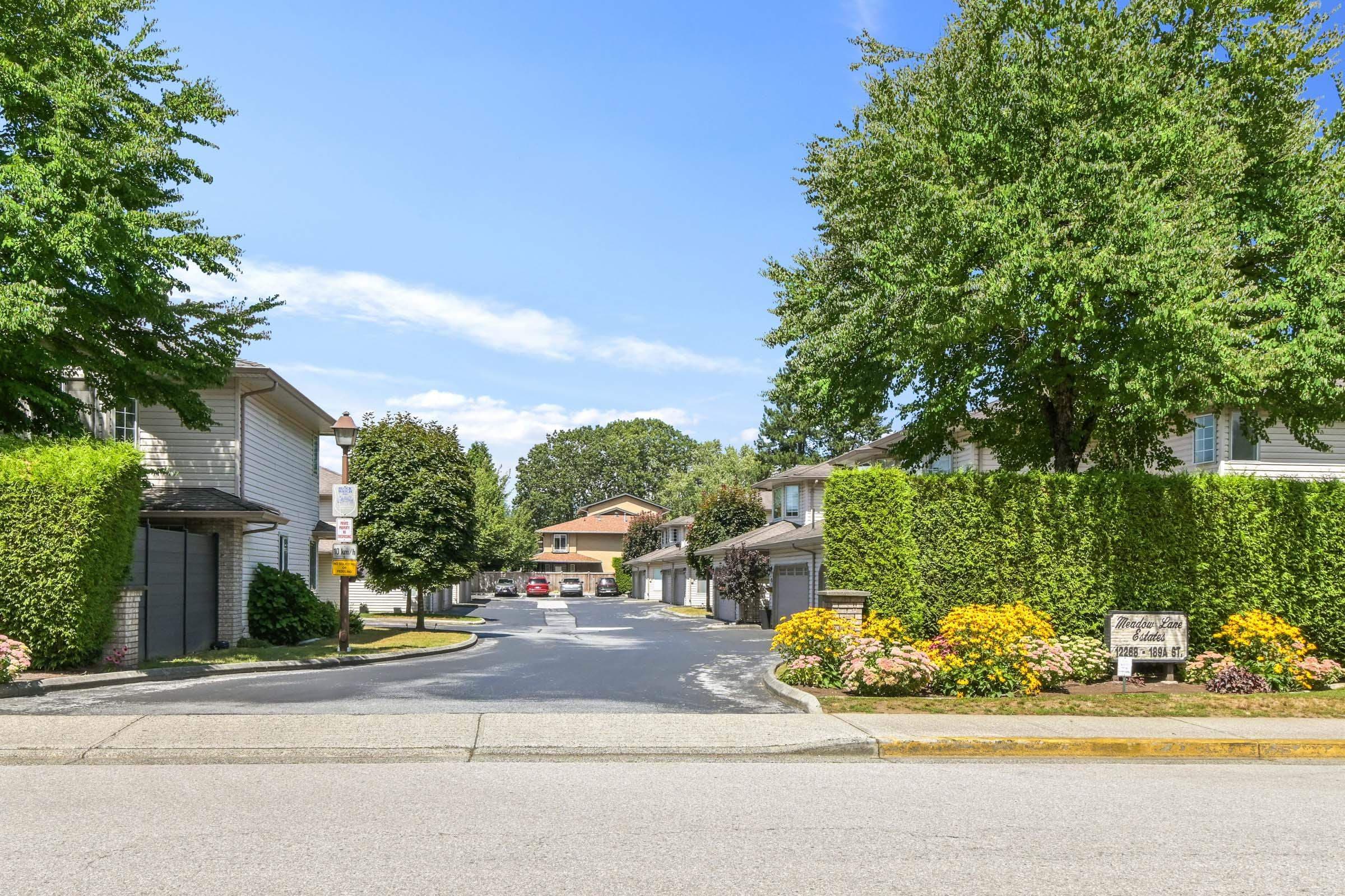 32 - 12268 189a Street, Pitt Meadows, V3Y 2M7 — photo 1