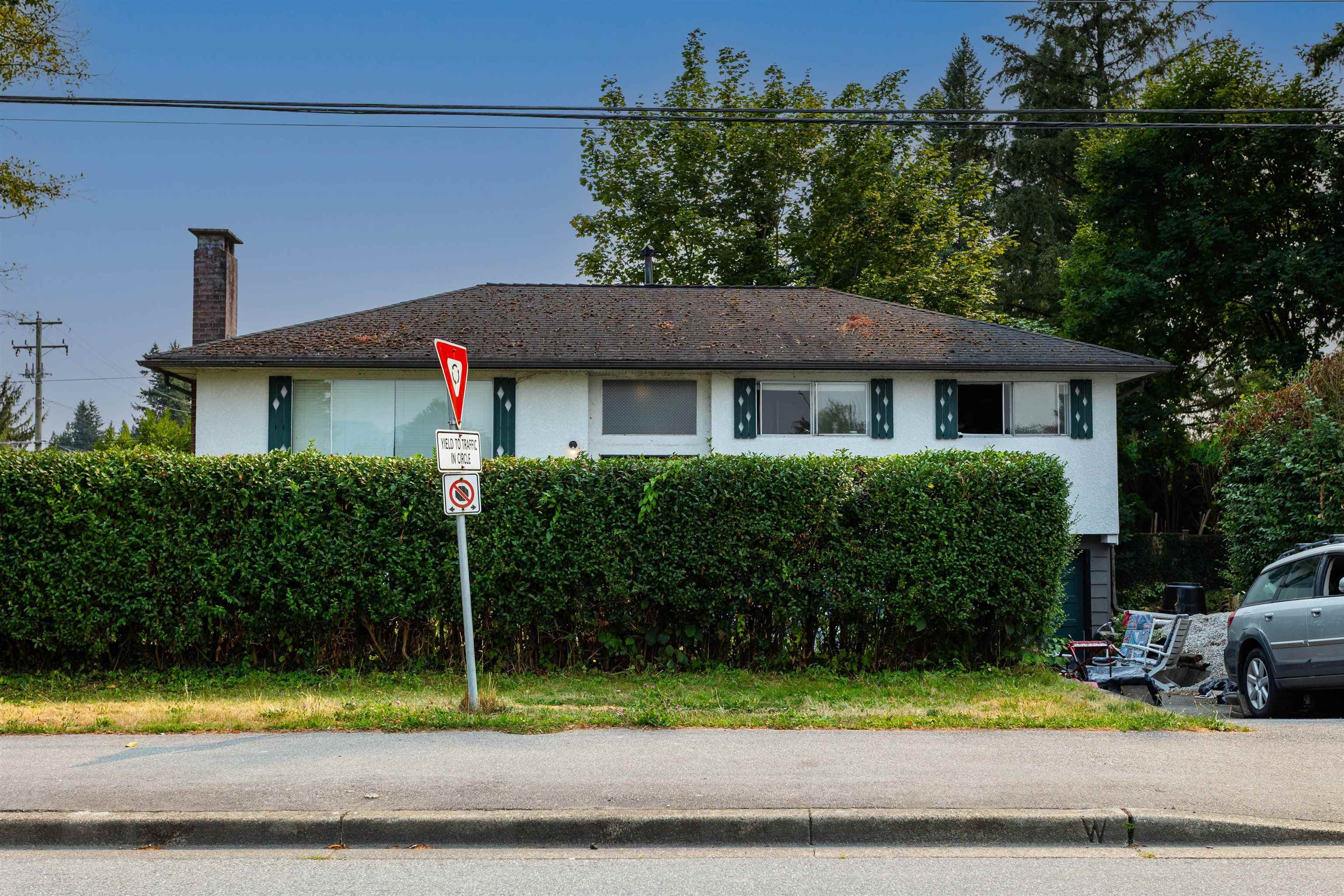 22026 122nd Avenue, Maple Ridge, V2X 3X3 — photo 1