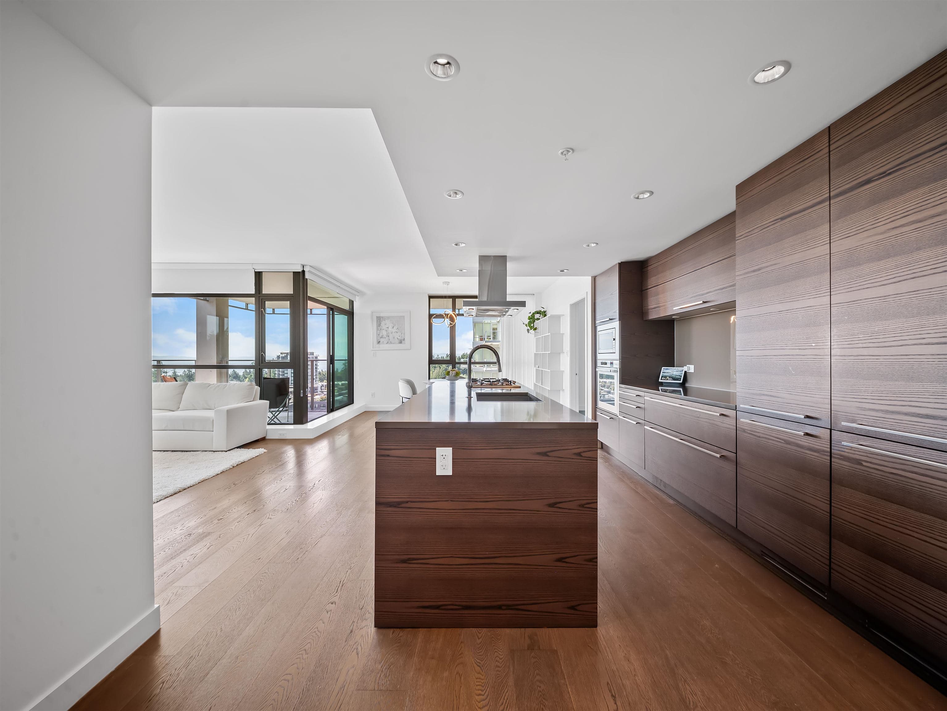 1701 - 5782 Berton Avenue, Vancouver, V6S 0C1 — photo 2