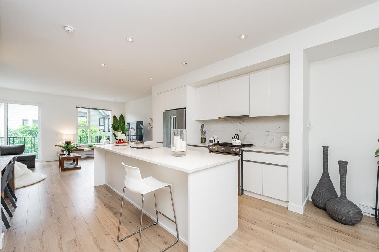 13 - 1228 Hudson Street, Coquitlam, V3B 0R3 — photo 2