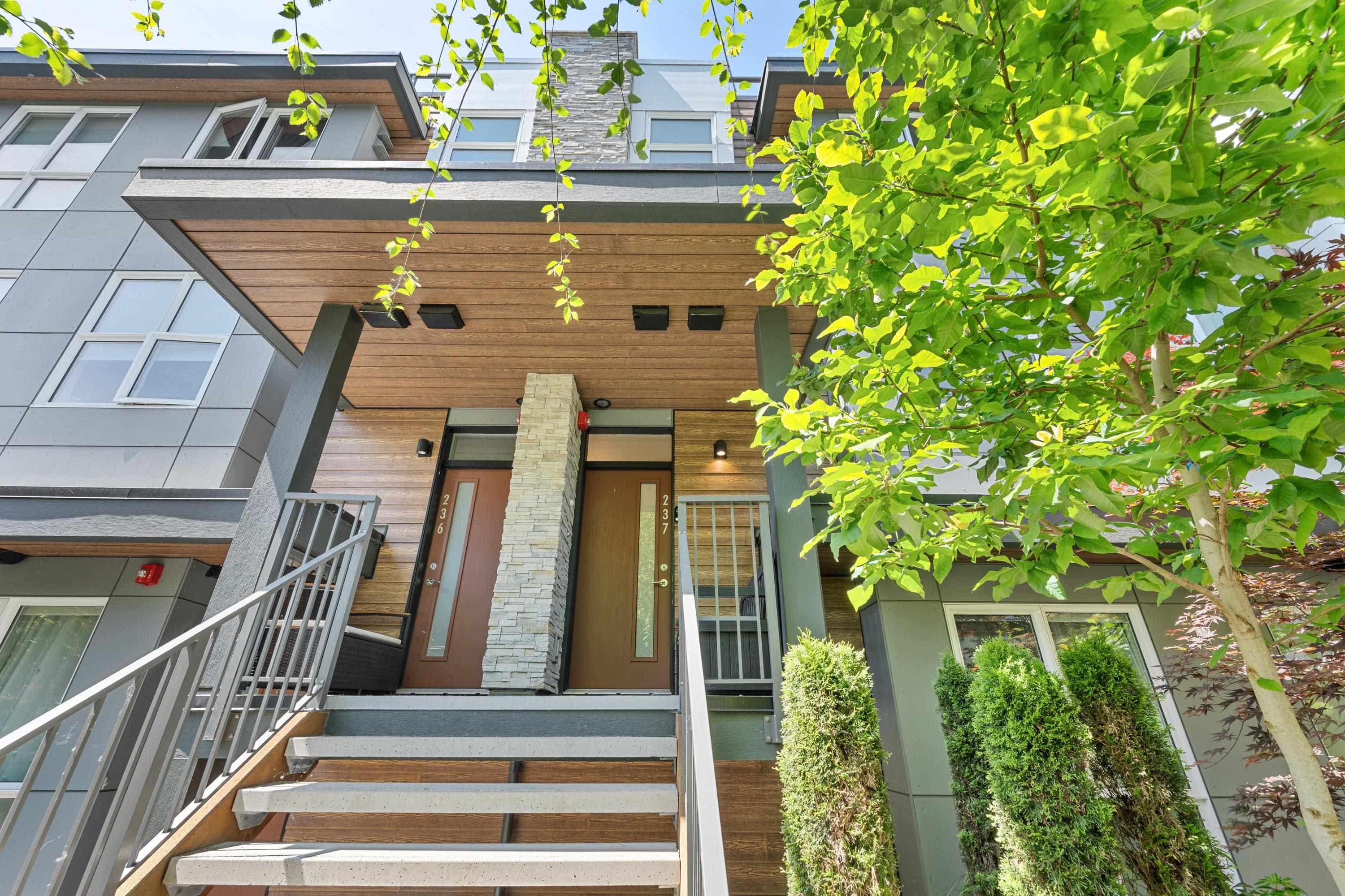 237 - 2060 Curling Road, North Vancouver, V7P 0E1 — photo 2
