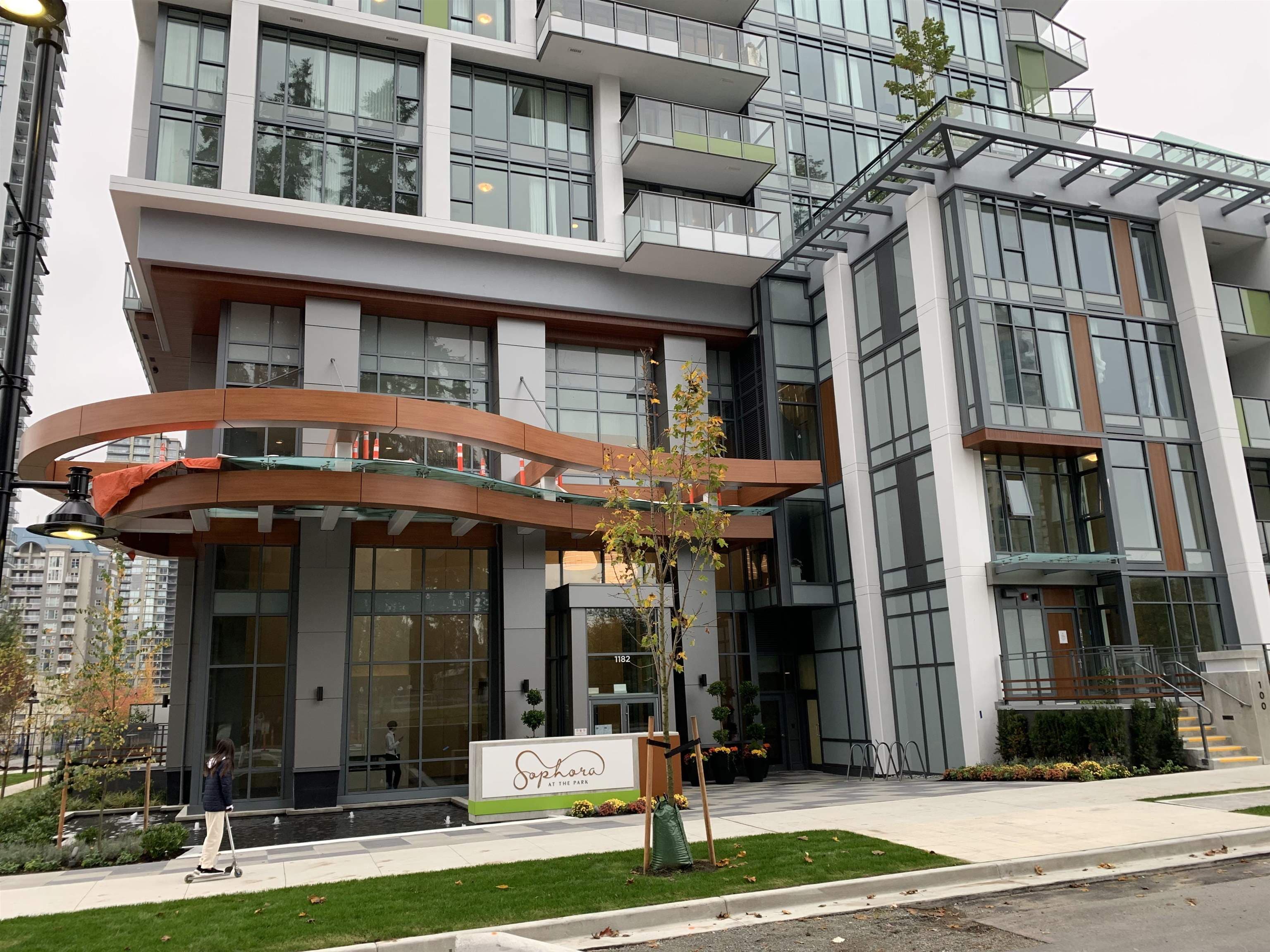 1803 - 1182 Westwood Street, Coquitlam, V3B 0T9 — photo 1