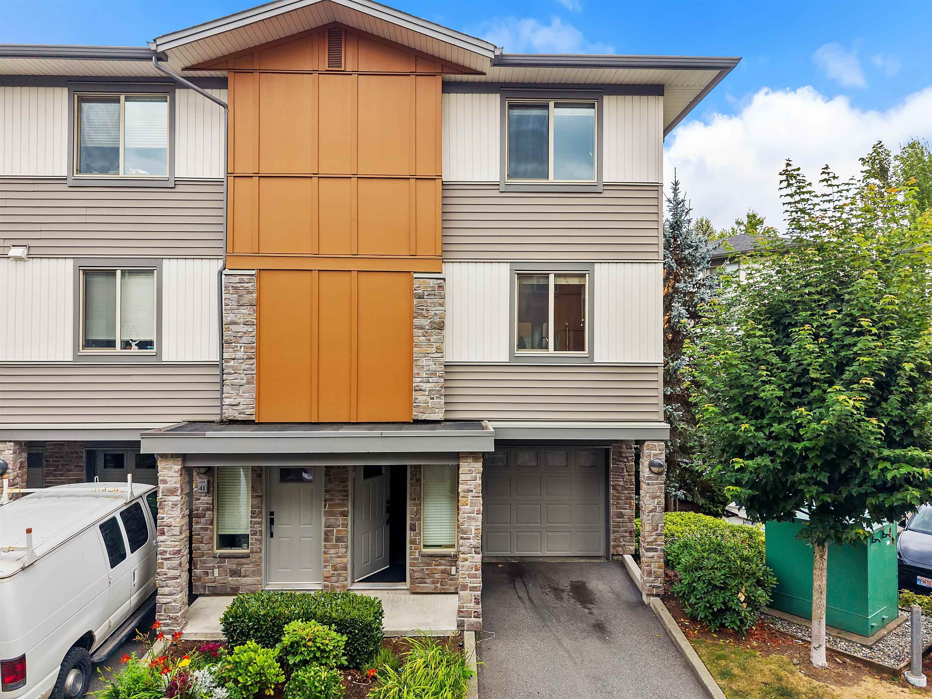 40 - 34248 King Road, Abbotsford, V2S 0B1 — photo 1