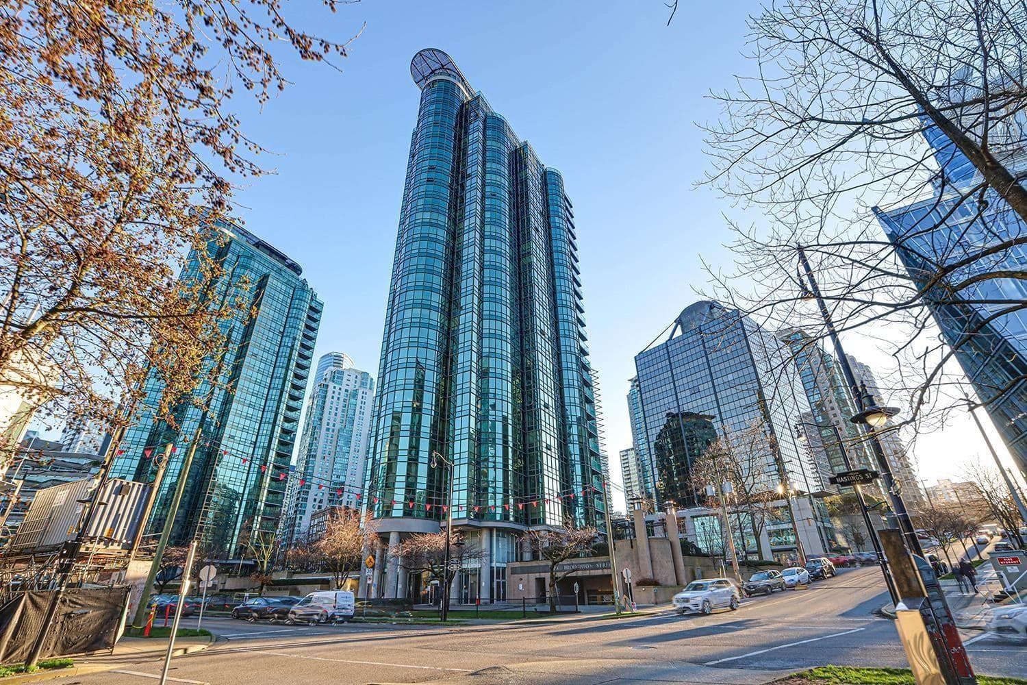702 - 588 Broughton Street, Vancouver