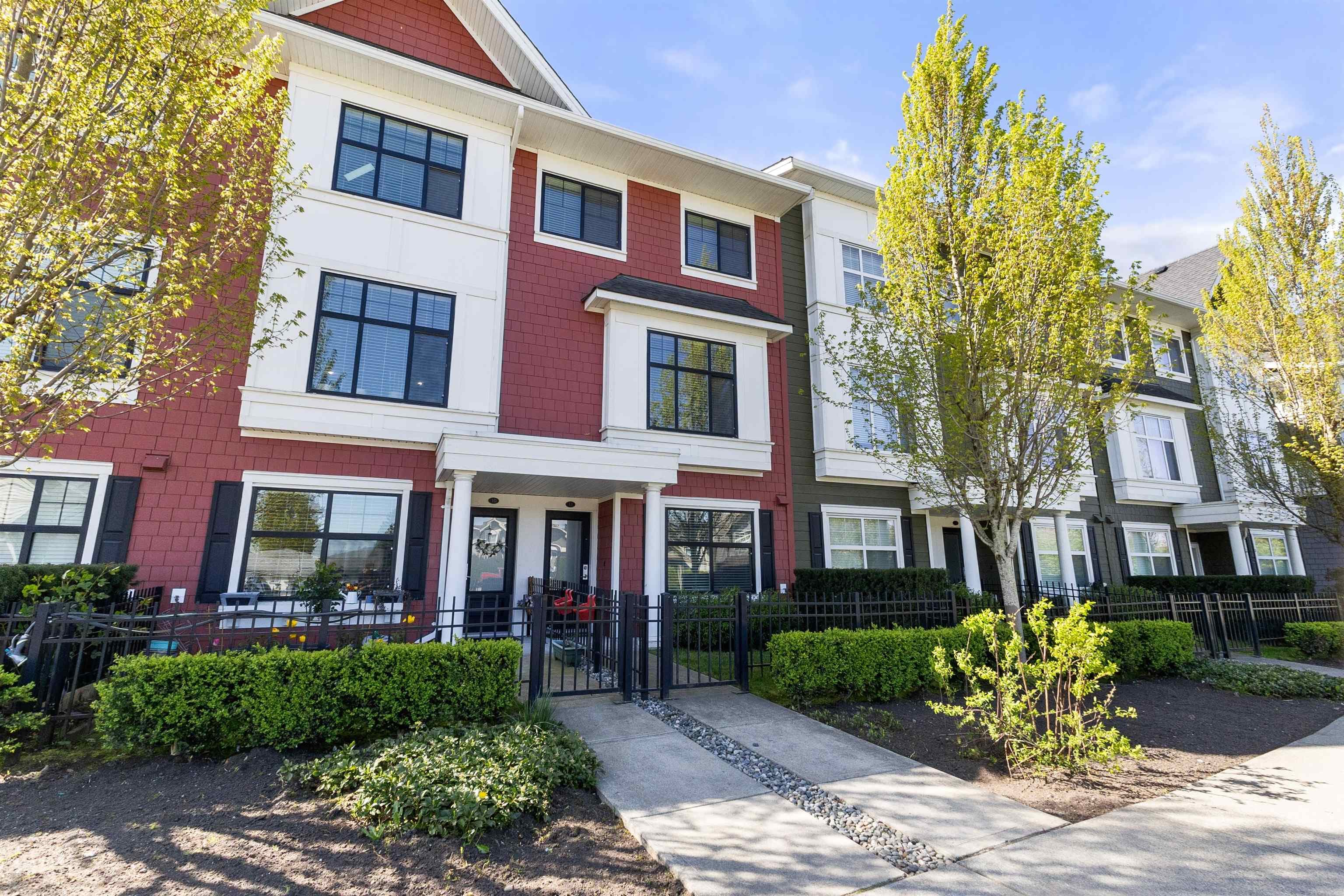 11 - 27735 Roundhouse Drive, Abbotsford, V4X 0B9 — photo 3