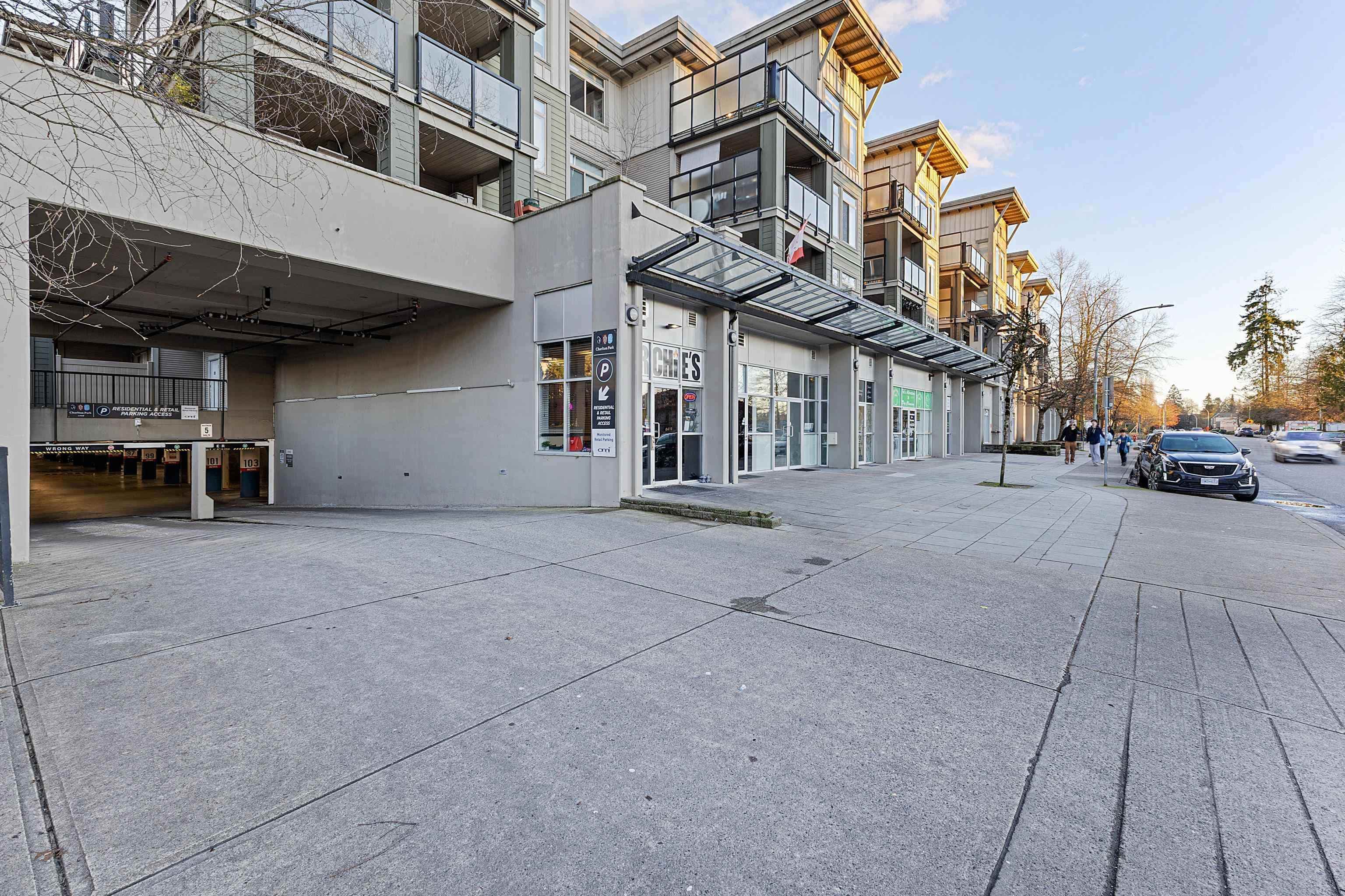318 - 10180 153 Street, Surrey, V3R 0B5 — photo 2