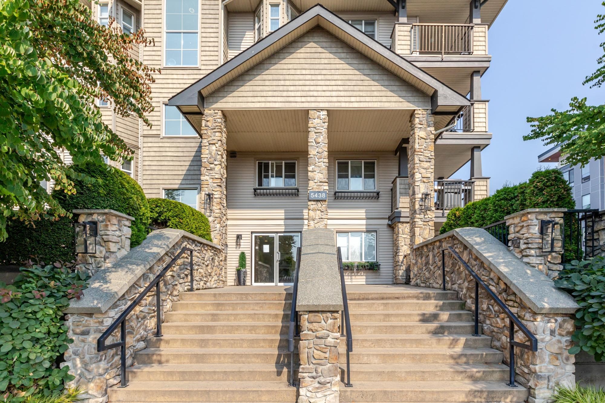 311 - 5438 198 Street, Langley, V3A 1G2 — photo 3