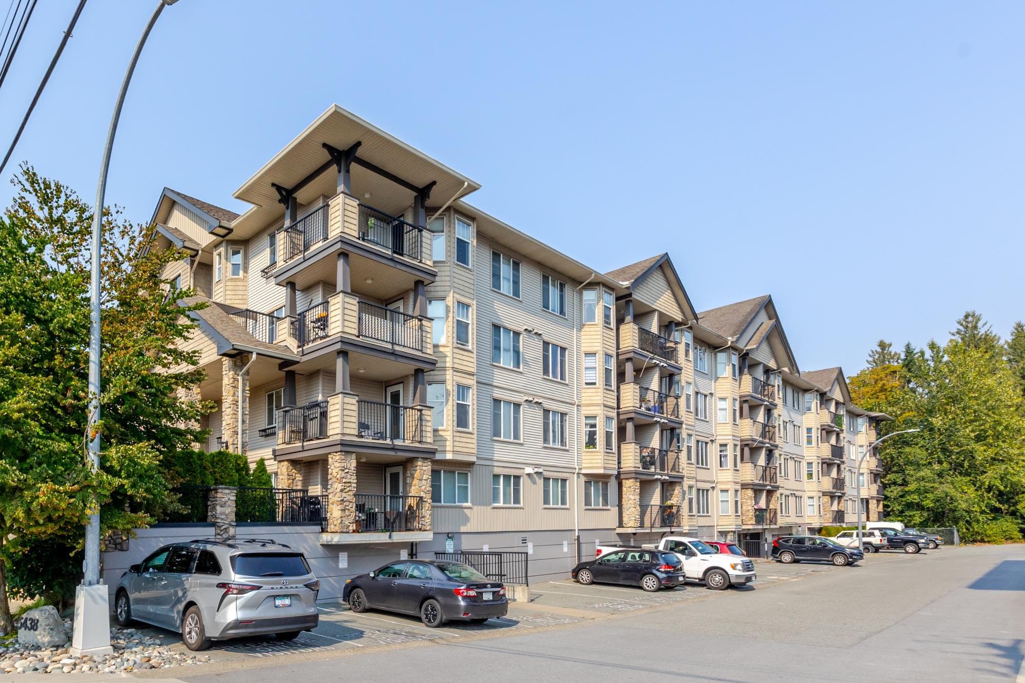 311 - 5438 198 Street, Langley, V3A 1G2 — photo 1