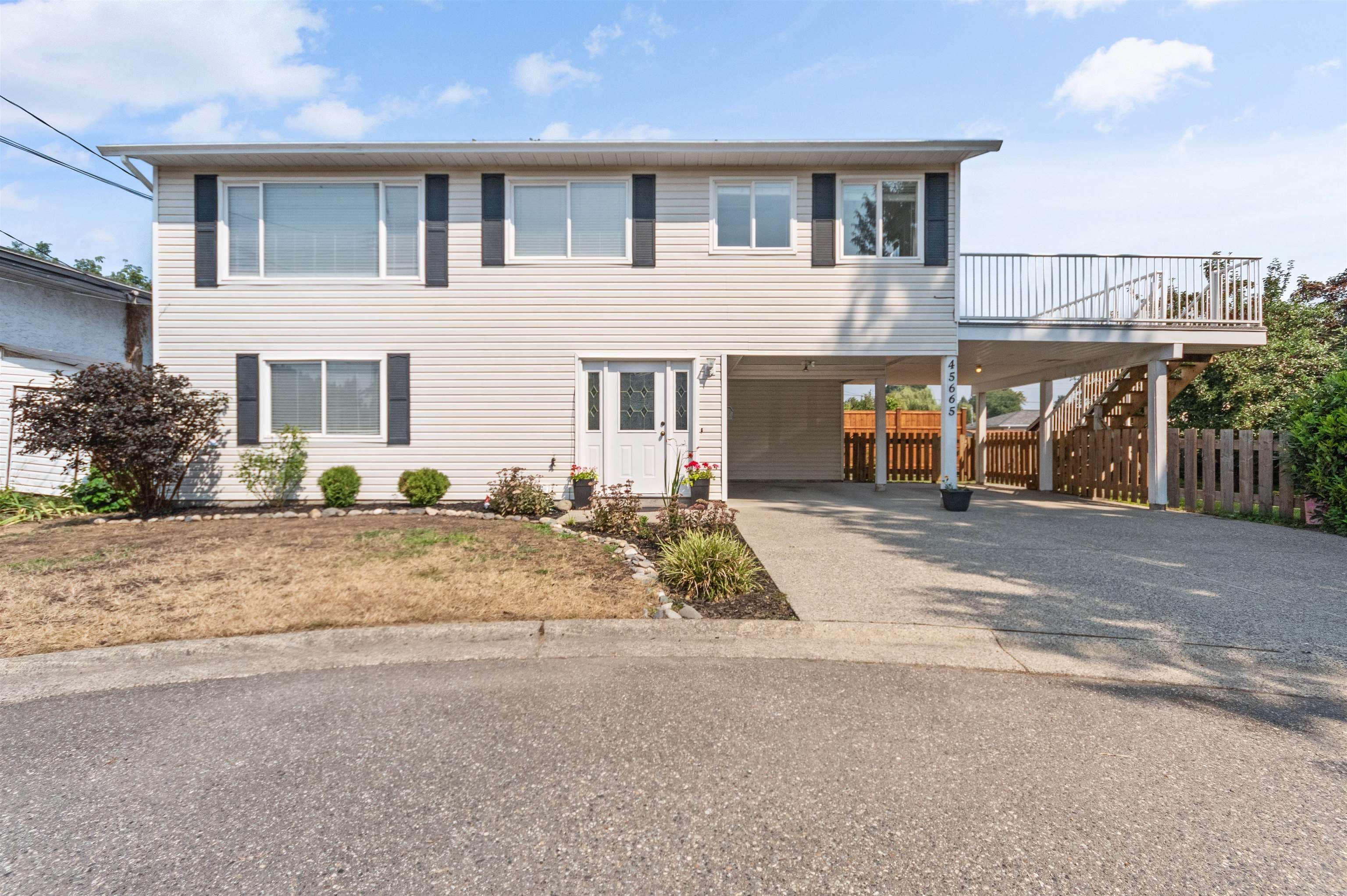 45665 Fernway Avenue, Chilliwack, V2P 3B2 — photo 1