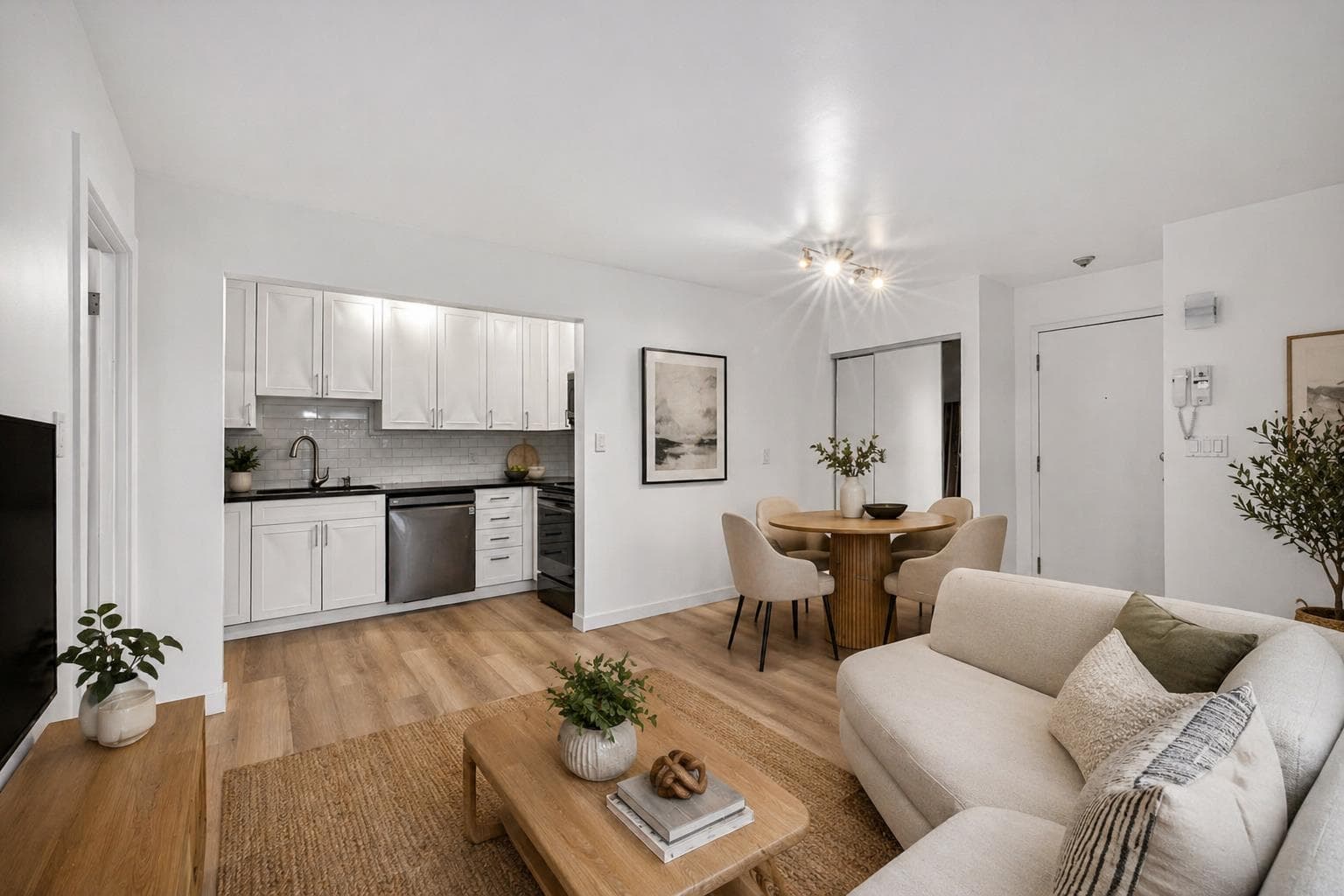 101 - 8645 Osler Street, Vancouver, V6P 4E6 — photo 3