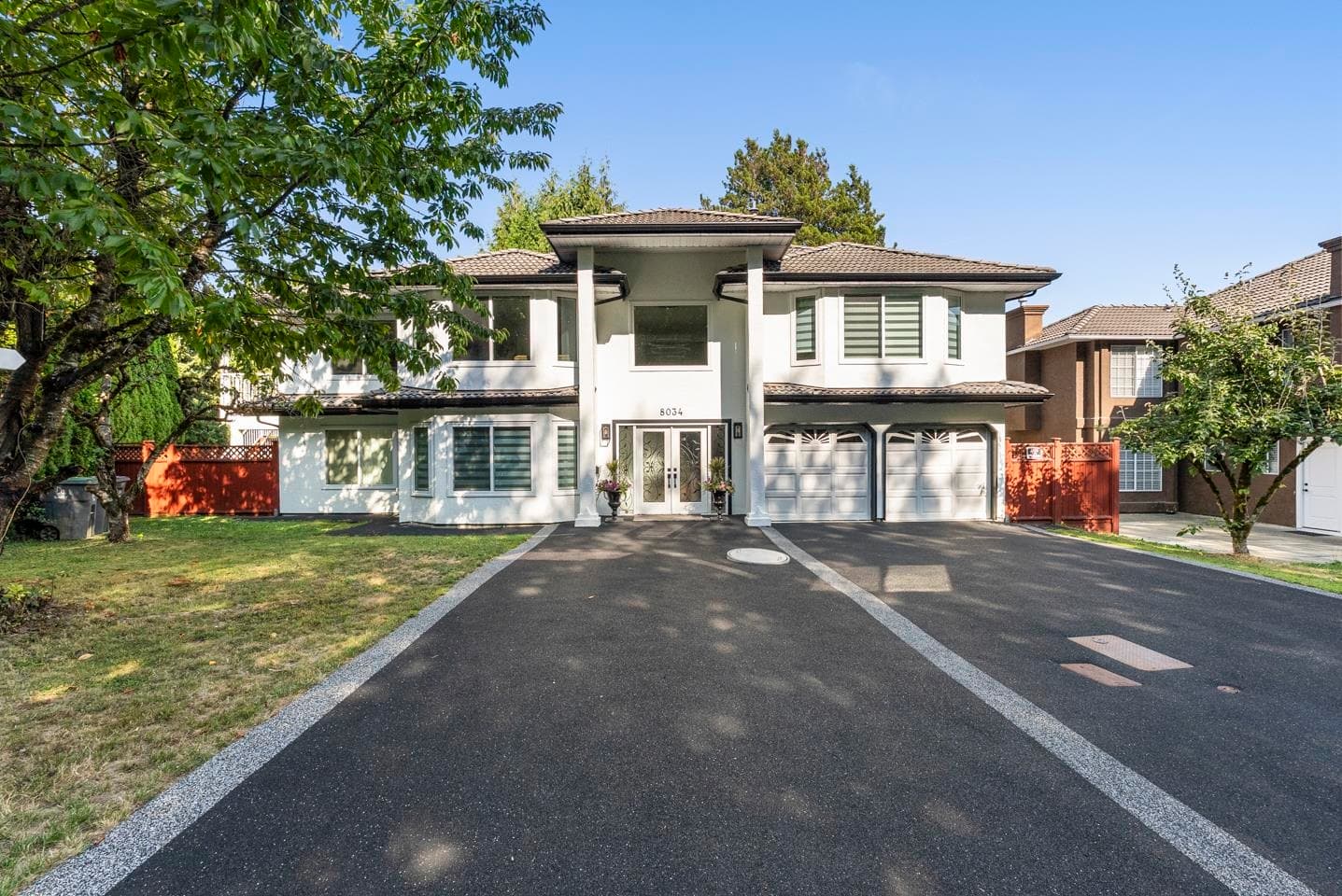8034 166 Street, Surrey, V4N 0H1 — photo 1