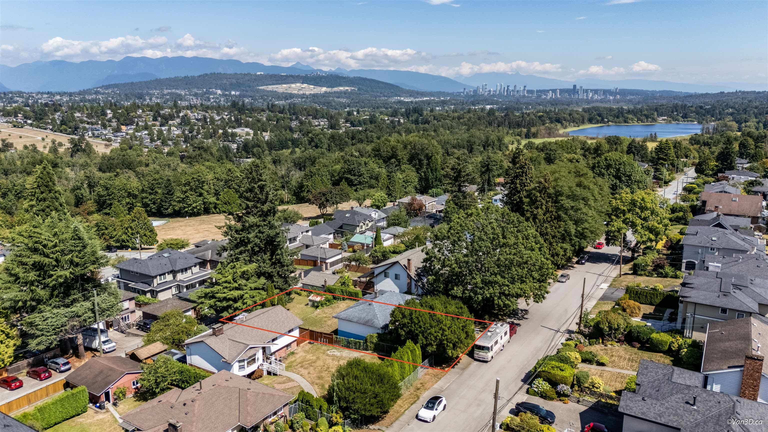 4757 Buxton Street, Burnaby, V5H 1J2 — photo 5