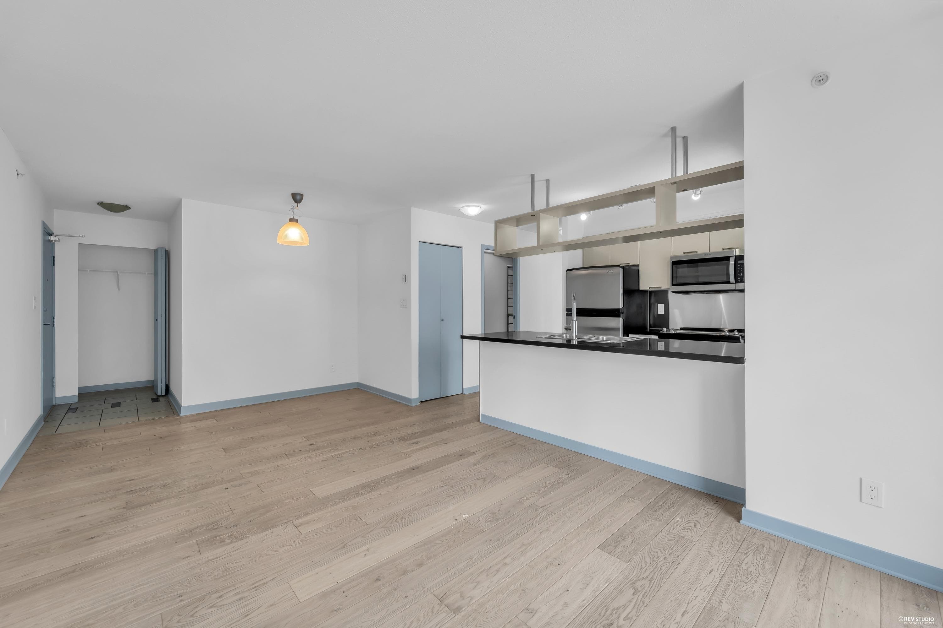1106 - 1082 Seymour Street, Vancouver, V6B 1X9 — photo 2